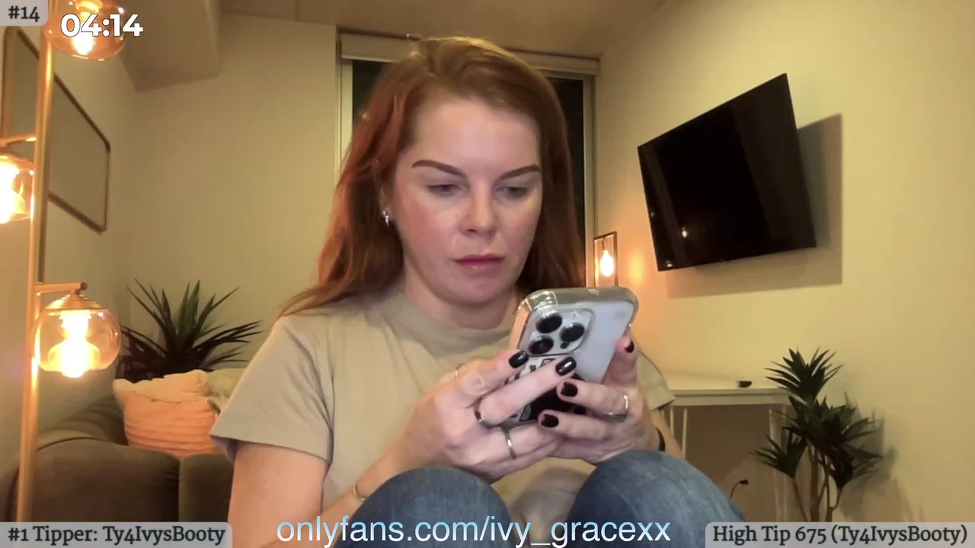 Gallery image thumbnail from IvyGrace's myfreecams stream on, 11/14/2023, 04:15 image 19 of 20