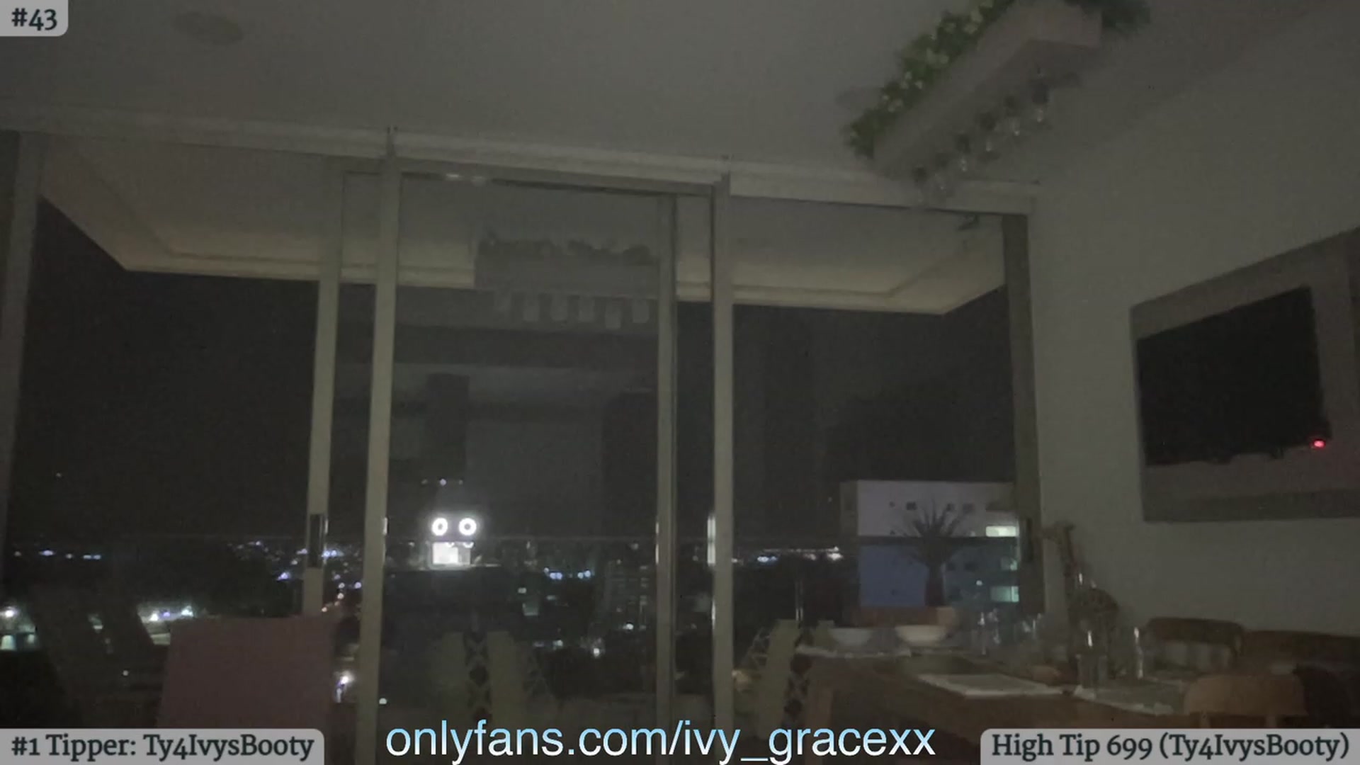 Gallery image thumbnail from IvyGrace's myfreecams stream on, 12/12/2023, 02:41 image 16 of 20