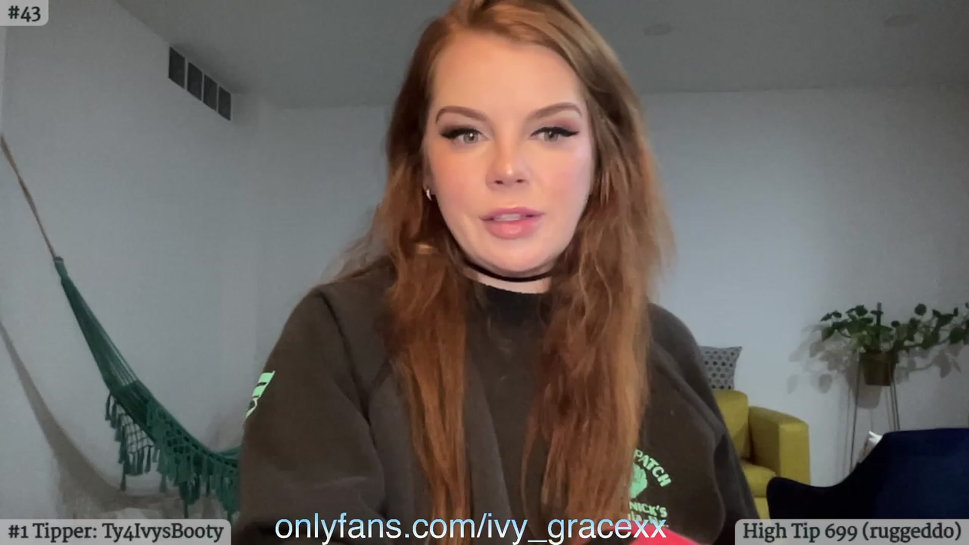 Gallery image thumbnail from IvyGrace's myfreecams stream on, 12/16/2023, 07:41 image 2 of 20