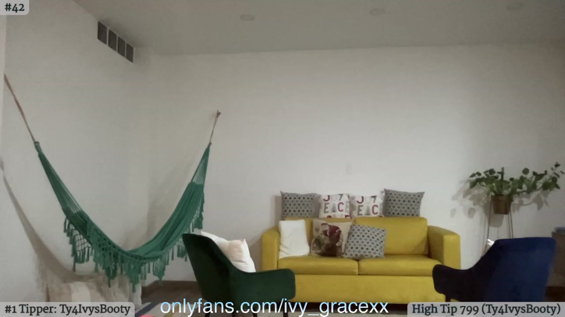 Gallery image thumbnail from IvyGrace's myfreecams stream on, 12/16/2023, 07:41 image 18 of 20