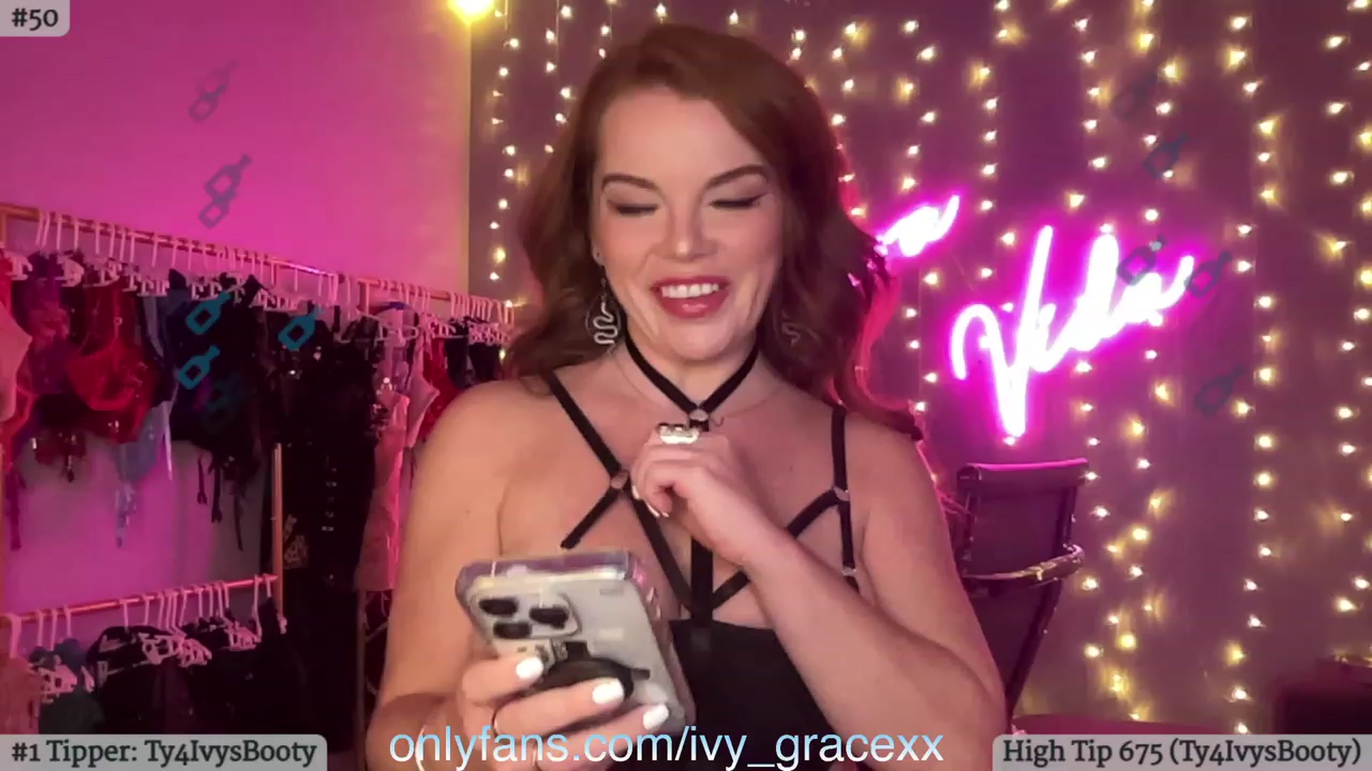 Gallery image thumbnail from IvyGrace's myfreecams stream on, 12/22/2023, 06:00 image 7 of 20