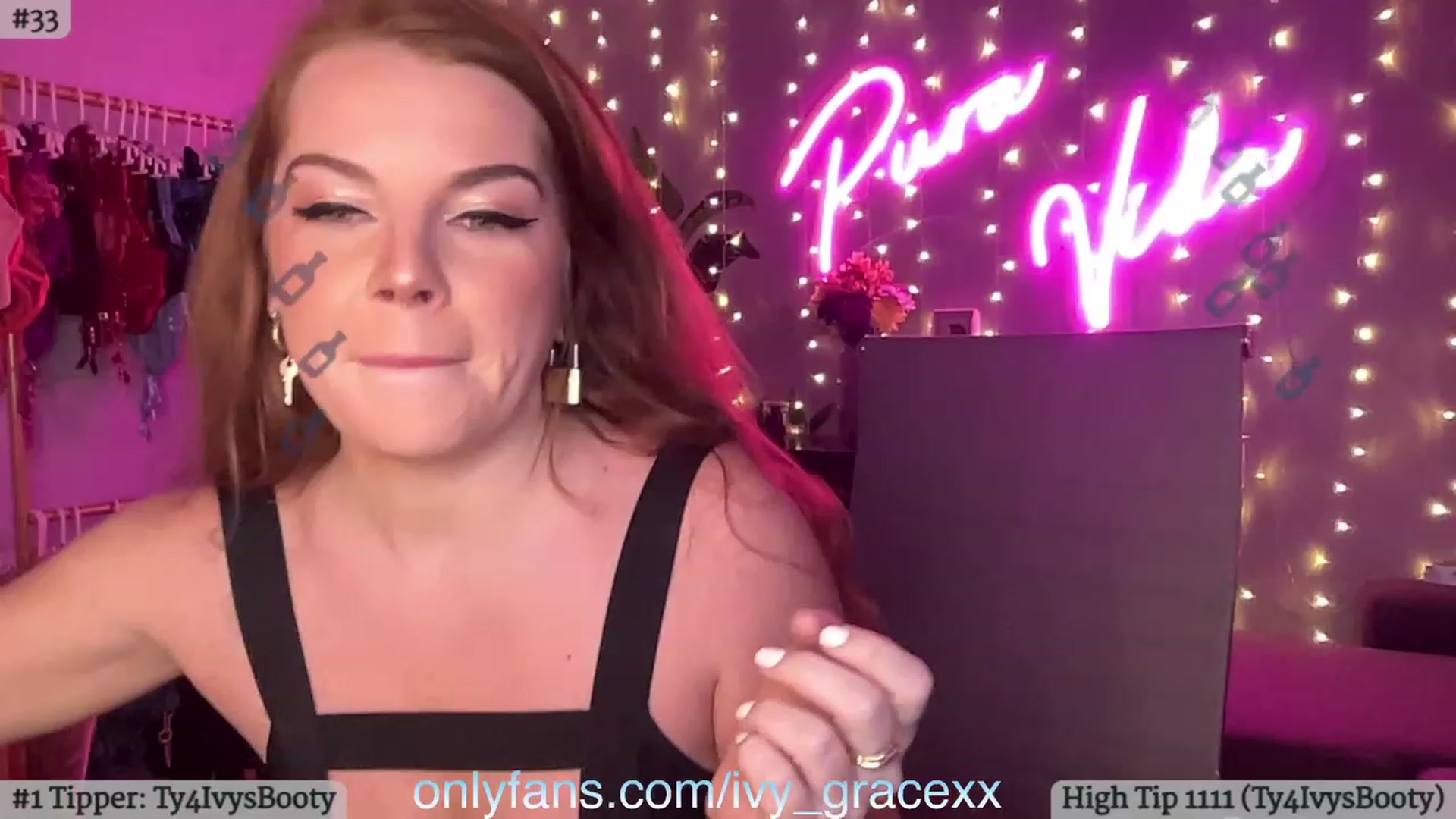 Gallery image thumbnail from IvyGrace's myfreecams stream on, 12/25/2023, 05:58 image 19 of 20