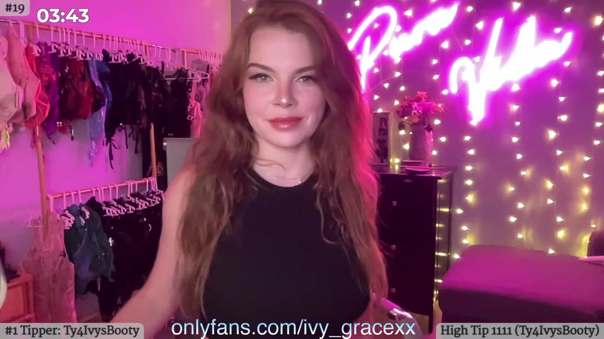 Gallery image thumbnail from IvyGrace's myfreecams stream on, 01/03/2024, 06:21 image 12 of 20