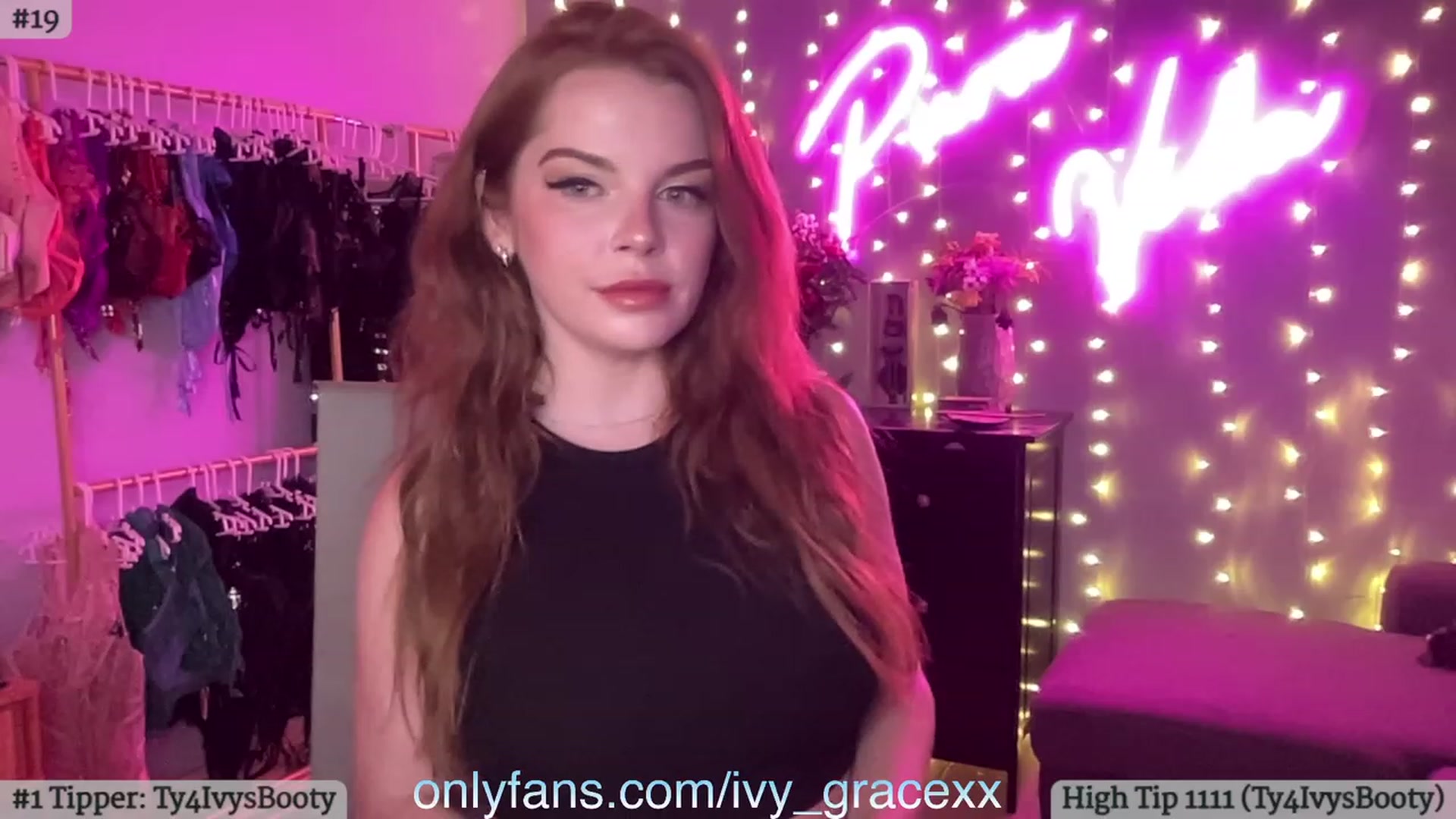 Gallery image thumbnail from IvyGrace's myfreecams stream on, 01/03/2024, 06:21 image 14 of 20