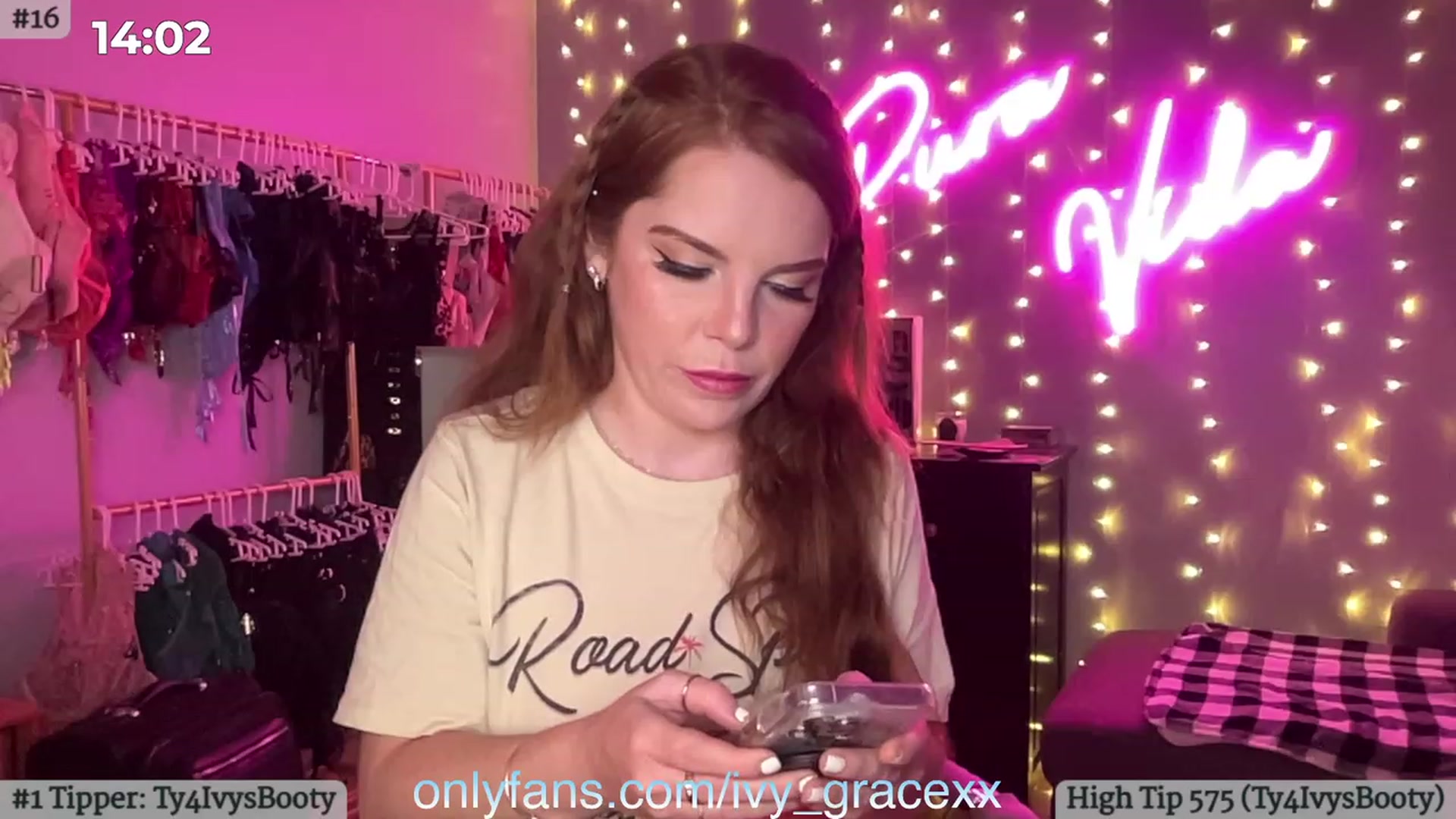 Gallery image thumbnail from IvyGrace's myfreecams stream on, 01/04/2024, 06:48 image 6 of 20