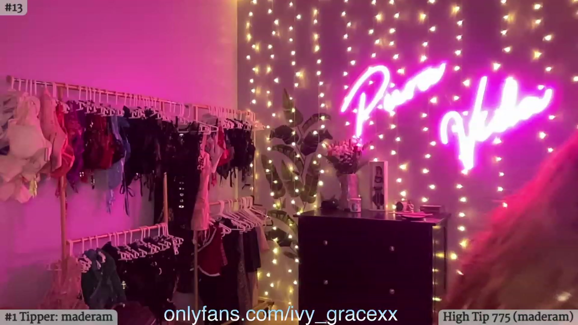 Gallery image thumbnail from IvyGrace's myfreecams stream on, 01/05/2024, 05:58 image 11 of 20