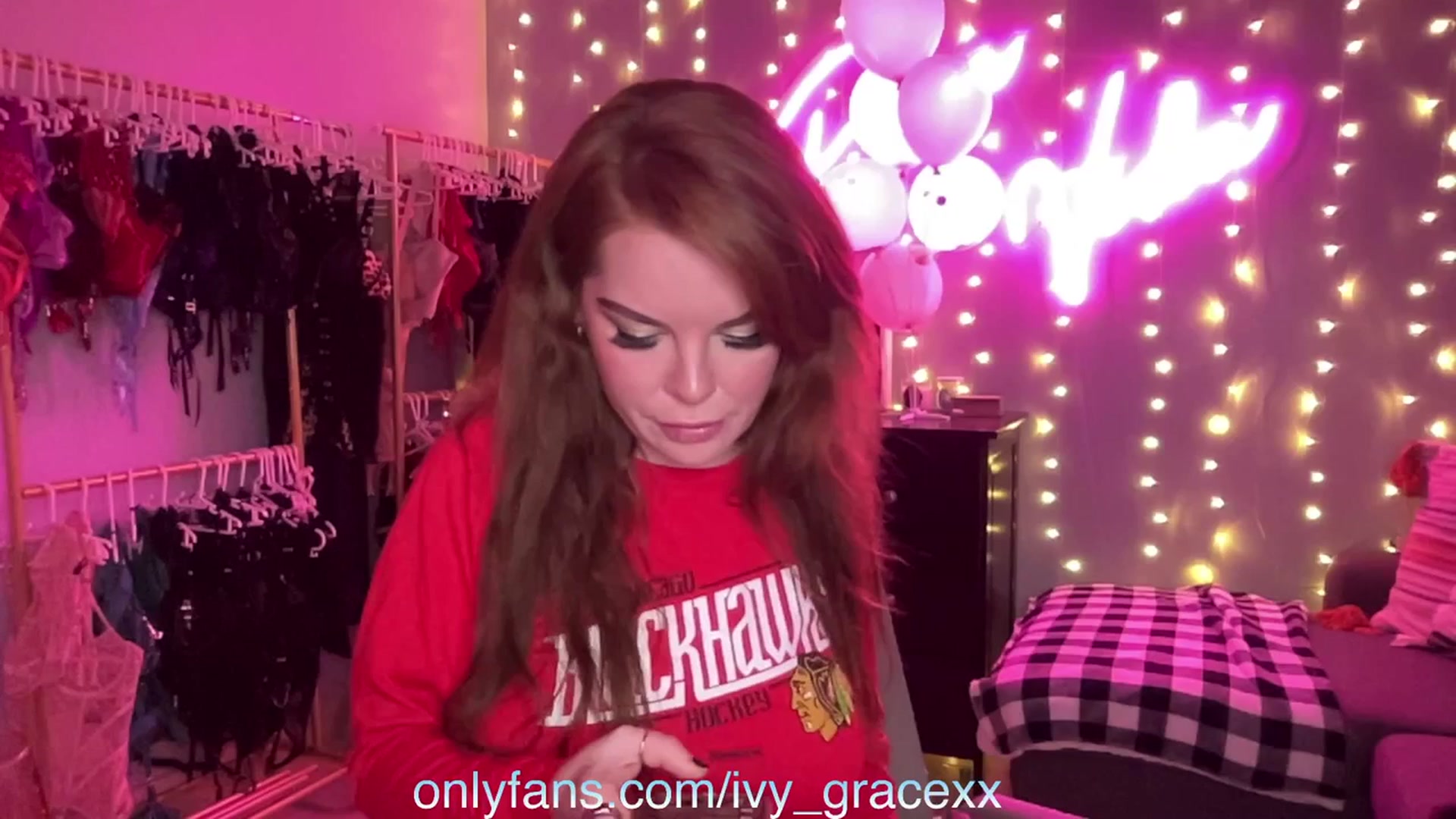 Gallery image thumbnail from IvyGrace's myfreecams stream on, 02/14/2024, 05:11 image 17 of 20