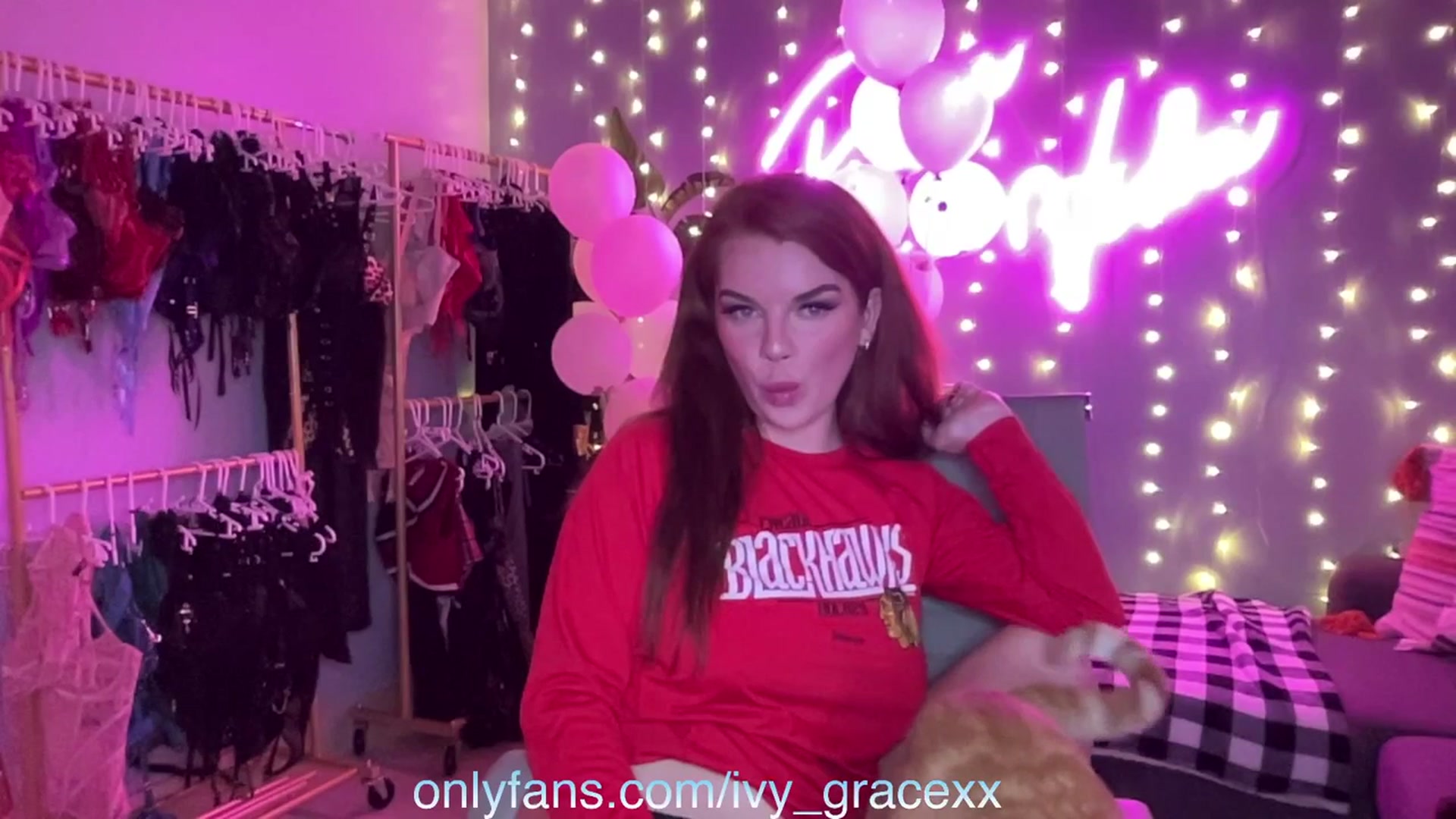 Gallery image thumbnail from IvyGrace's myfreecams stream on, 02/14/2024, 05:11 image 7 of 20