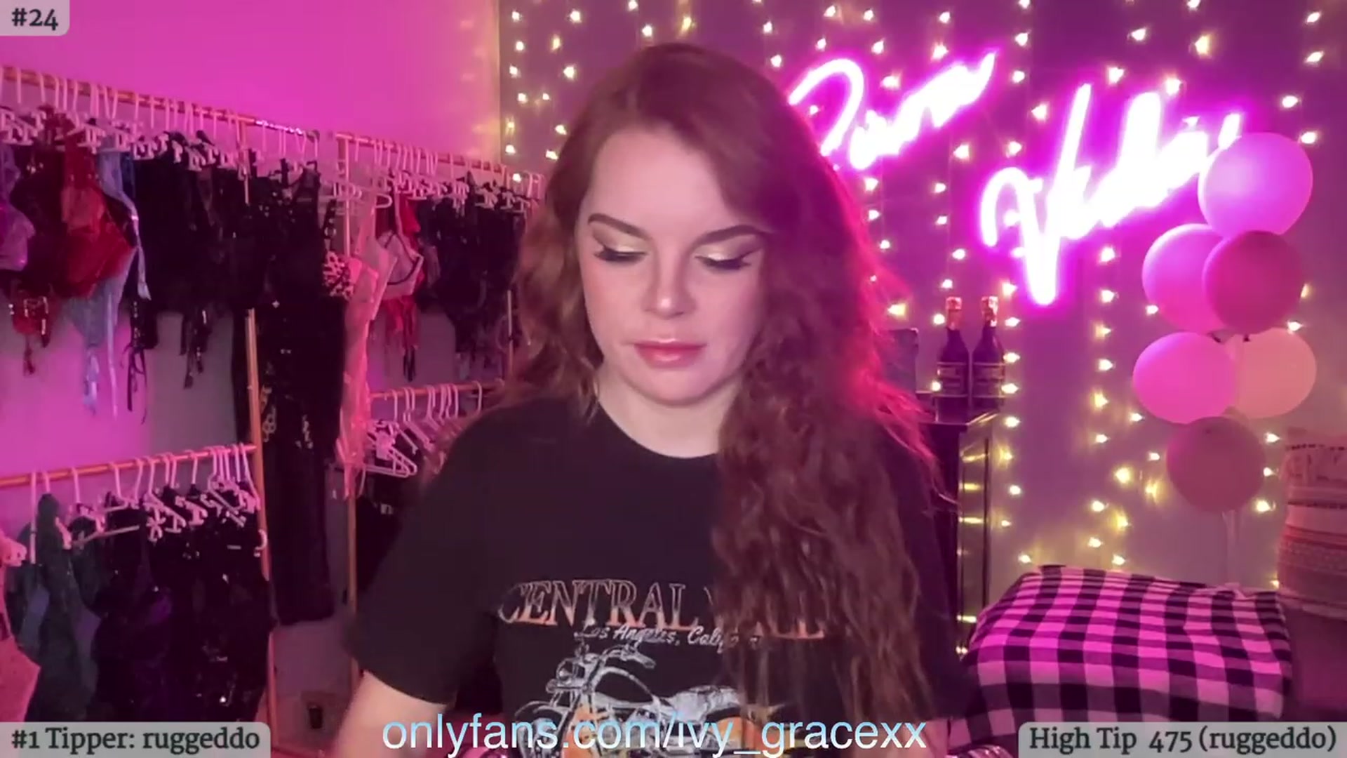 Gallery image thumbnail from IvyGrace's myfreecams stream on, 02/23/2024, 05:33 image 7 of 20