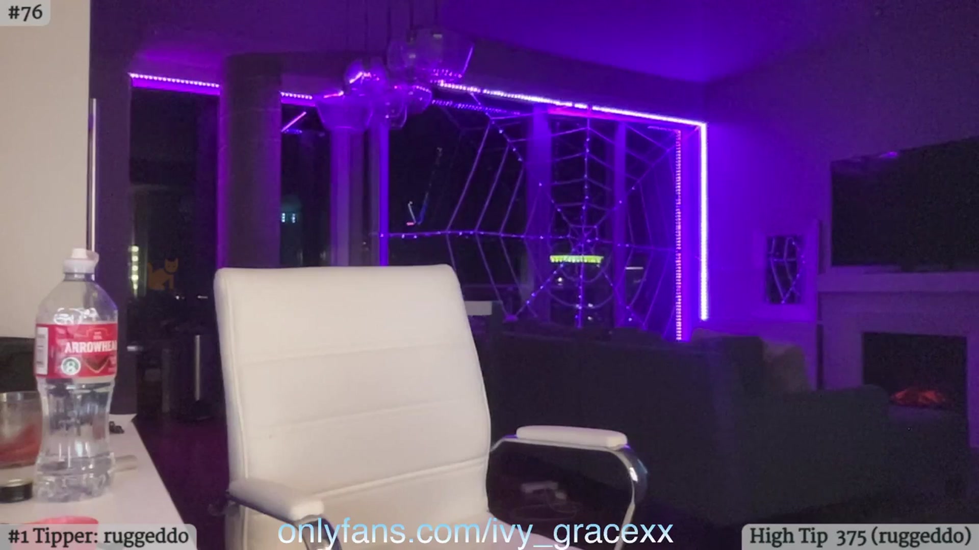 Gallery image thumbnail from IvyGrace's myfreecams stream on, 03/11/2024, 06:20 image 14 of 20