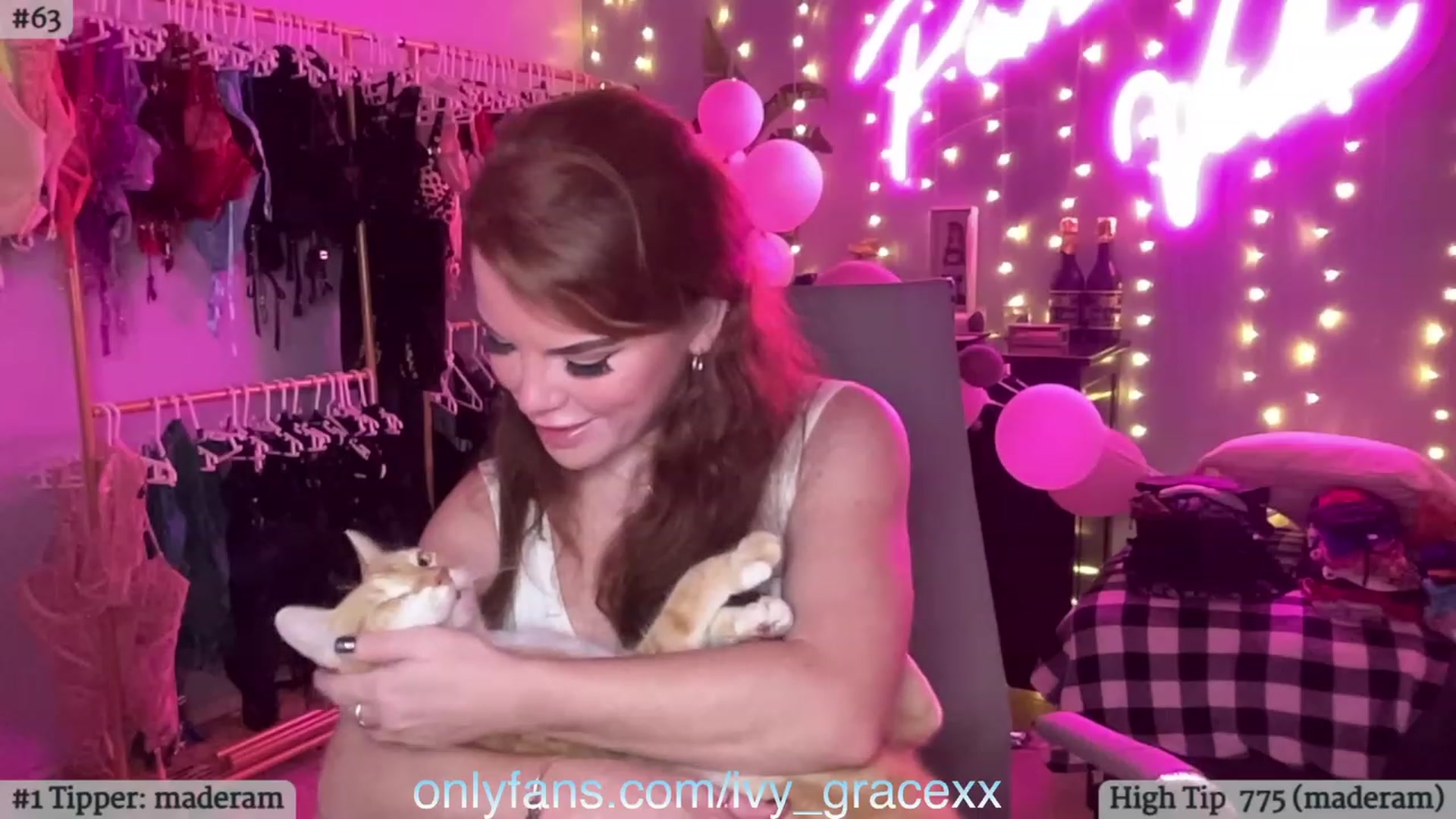 Gallery image thumbnail from IvyGrace's myfreecams stream on, 03/15/2024, 05:56 image 16 of 20