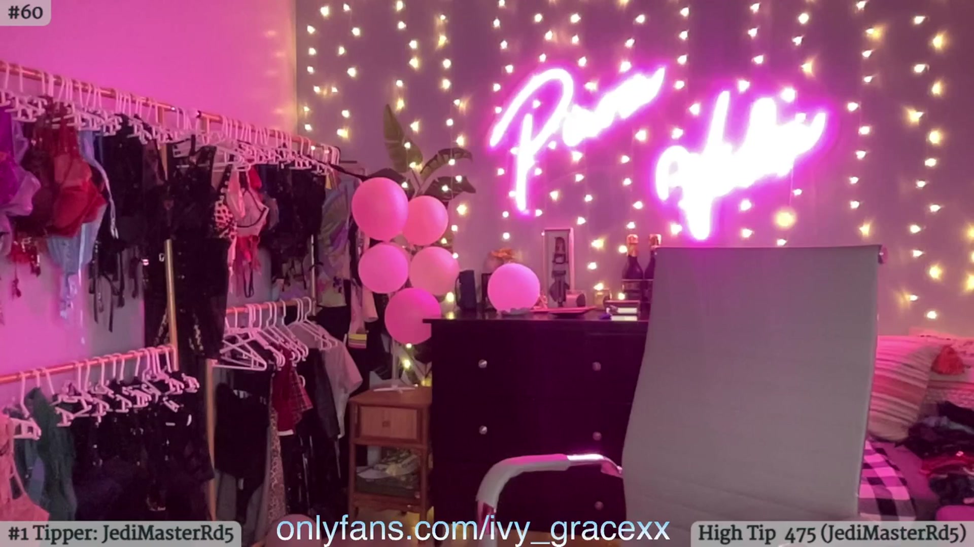 Gallery image thumbnail from IvyGrace's myfreecams stream on, 03/16/2024, 04:06 image 18 of 20