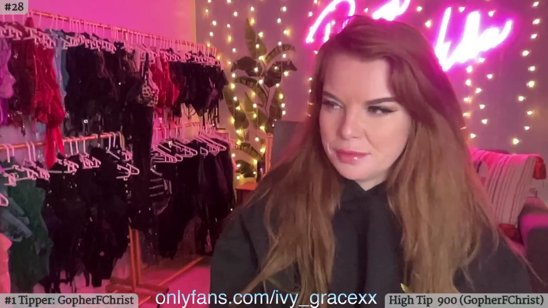 Gallery image thumbnail from IvyGrace's myfreecams stream on, 03/21/2024, 05:28 image 3 of 20