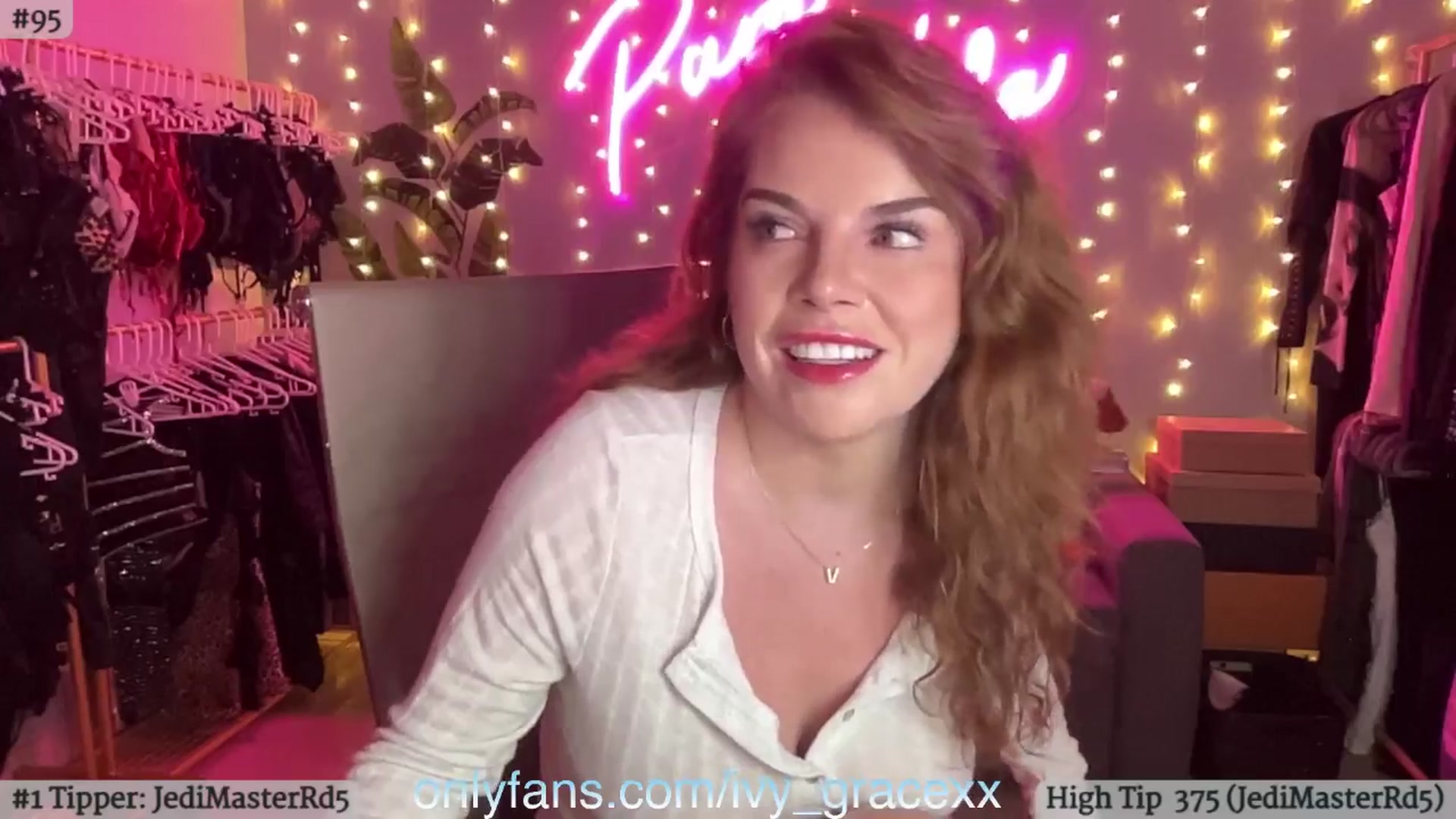 Gallery image thumbnail from IvyGrace's myfreecams stream on, 04/02/2024, 05:23 image 11 of 20