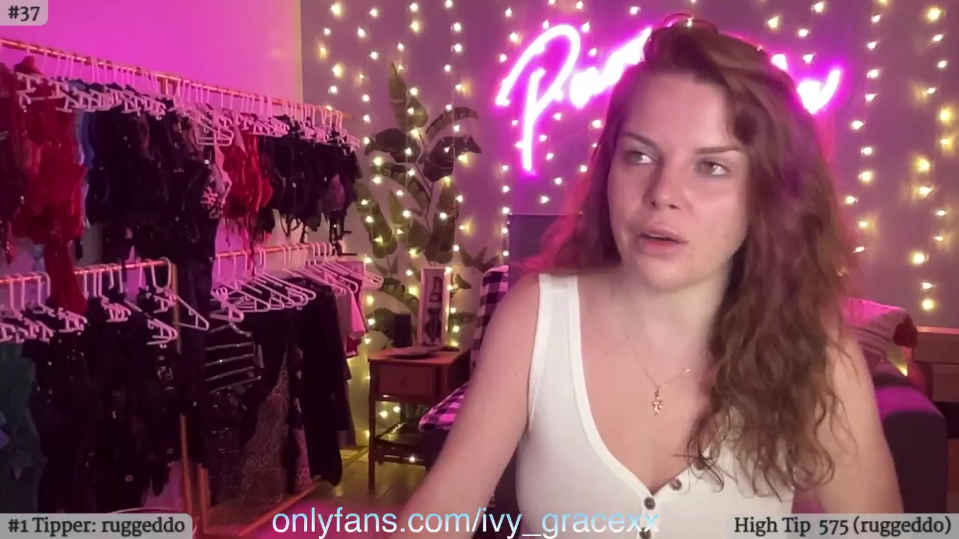 Gallery image thumbnail from IvyGrace's myfreecams stream on, 04/14/2024, 09:48 image 18 of 20