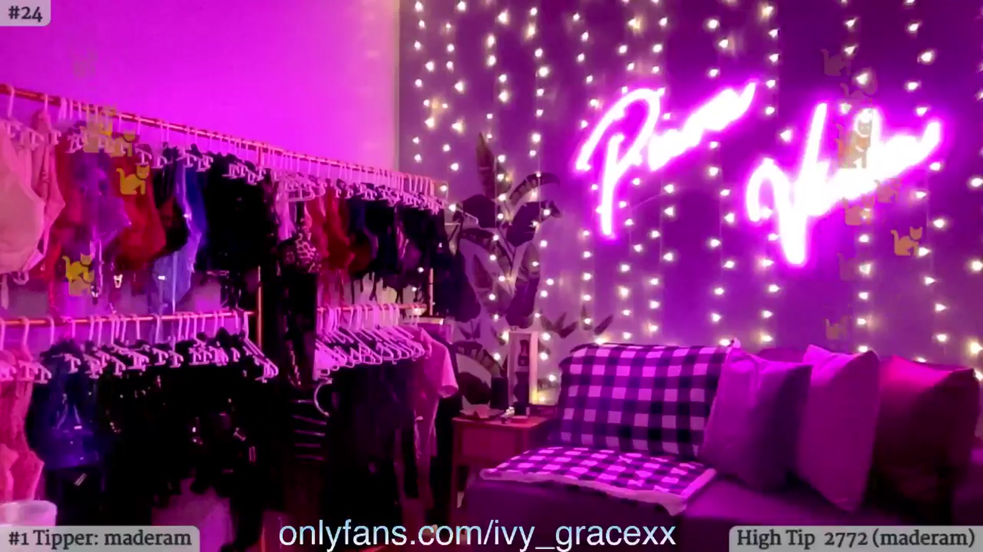 Gallery image thumbnail from IvyGrace's myfreecams stream on, 06/23/2024, 05:16 image 15 of 20