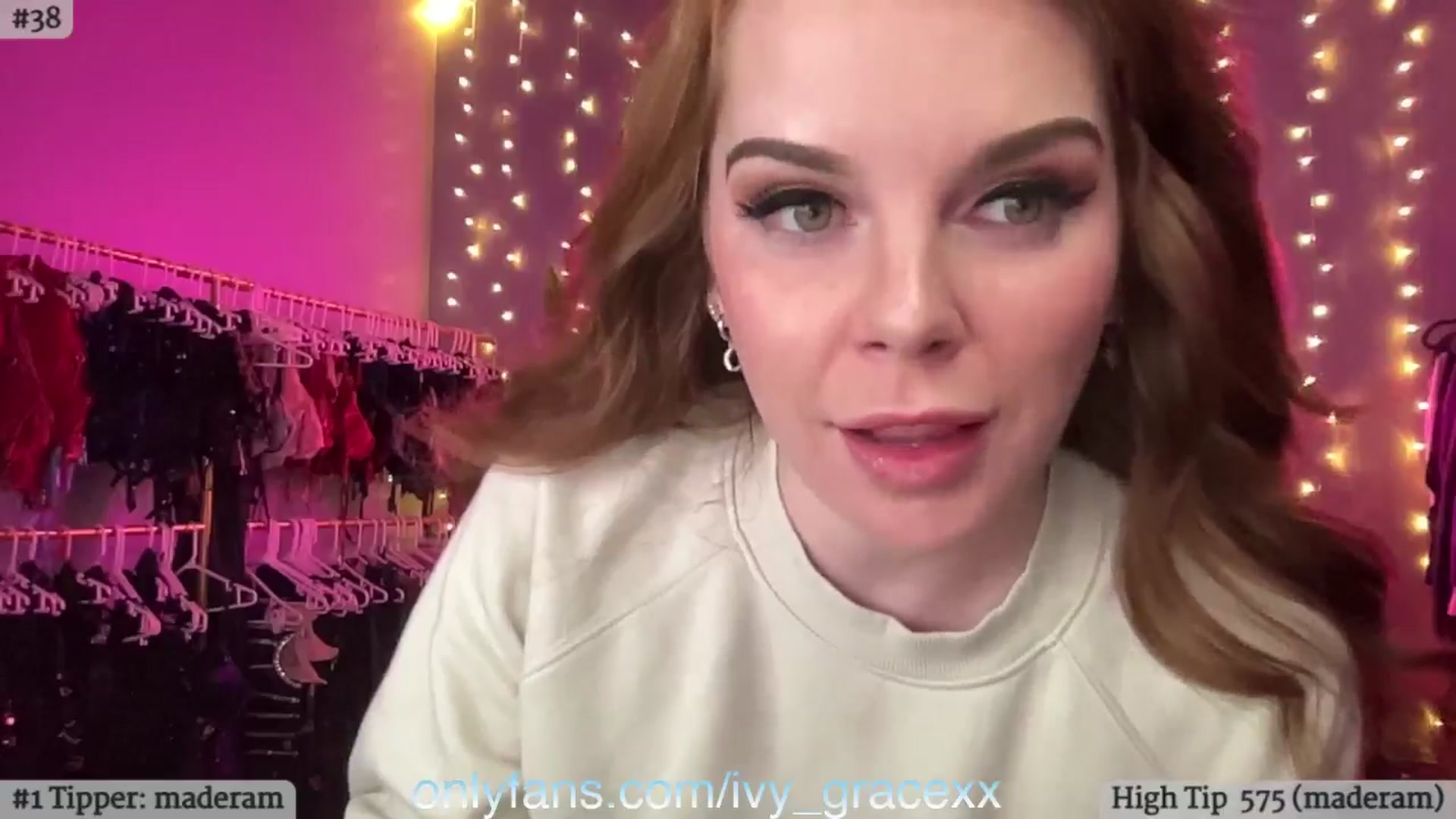Gallery image thumbnail from IvyGrace's myfreecams stream on, 07/18/2024, 02:59 image 13 of 20
