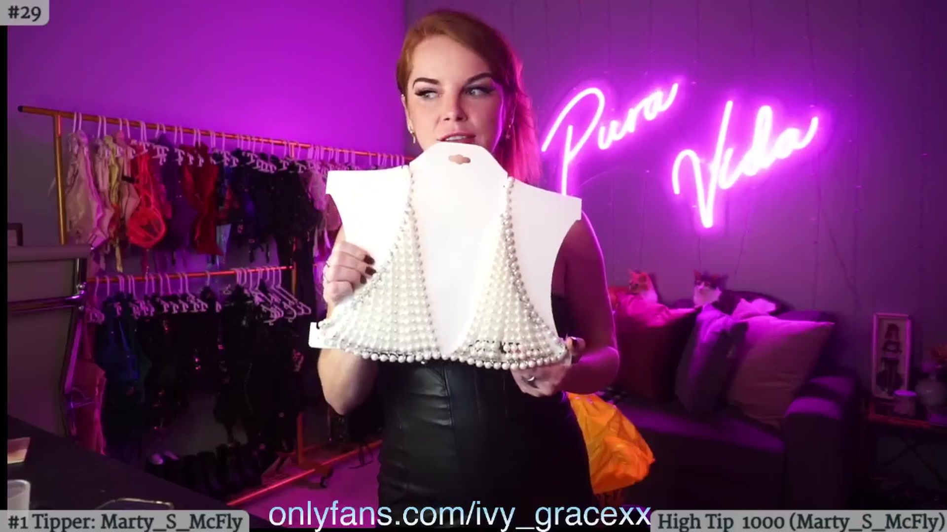 Gallery image thumbnail from IvyGrace's myfreecams stream on, 08/26/2024, 03:26 image 7 of 20
