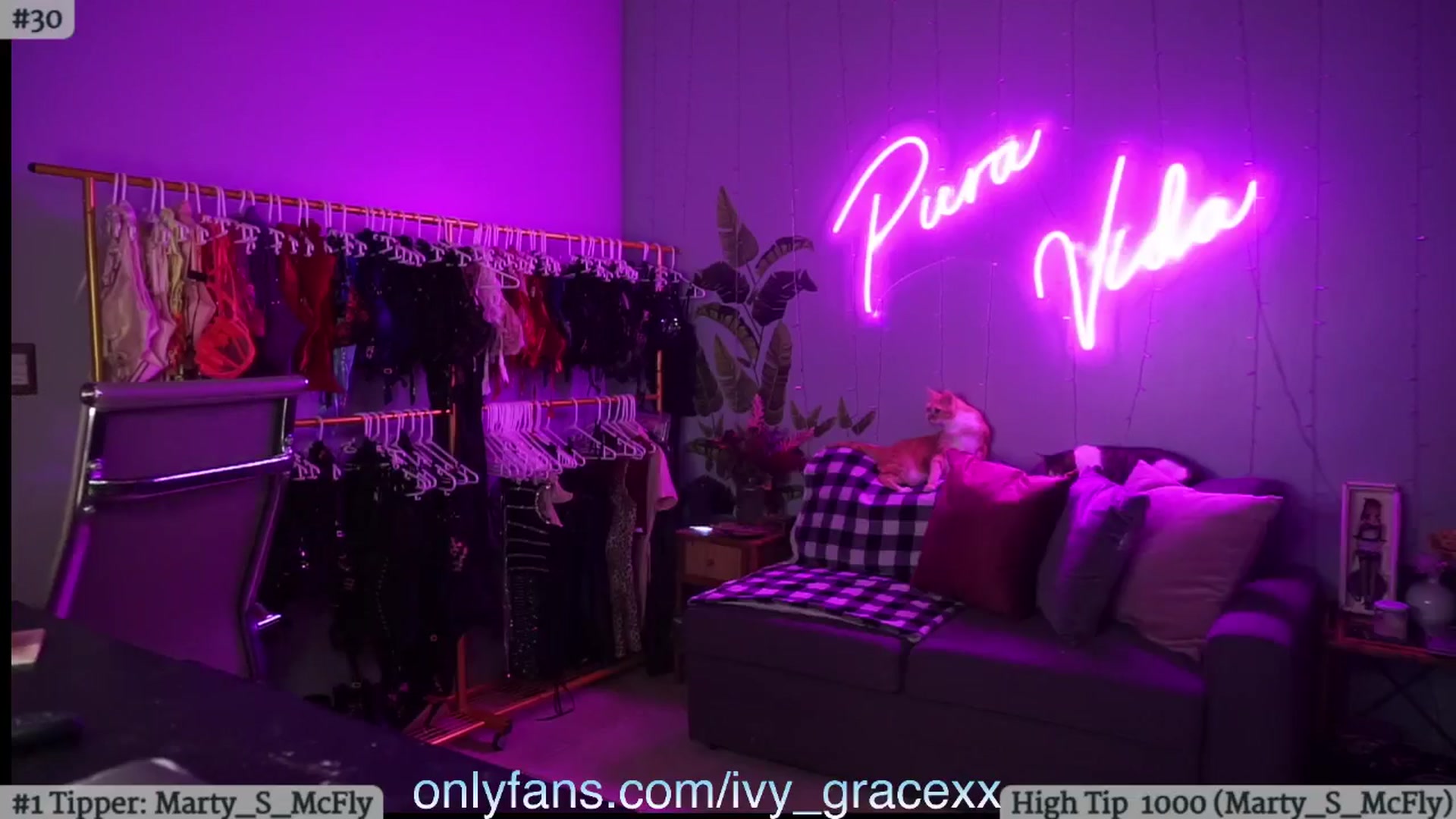 Gallery image thumbnail from IvyGrace's myfreecams stream on, 08/26/2024, 03:26 image 4 of 20