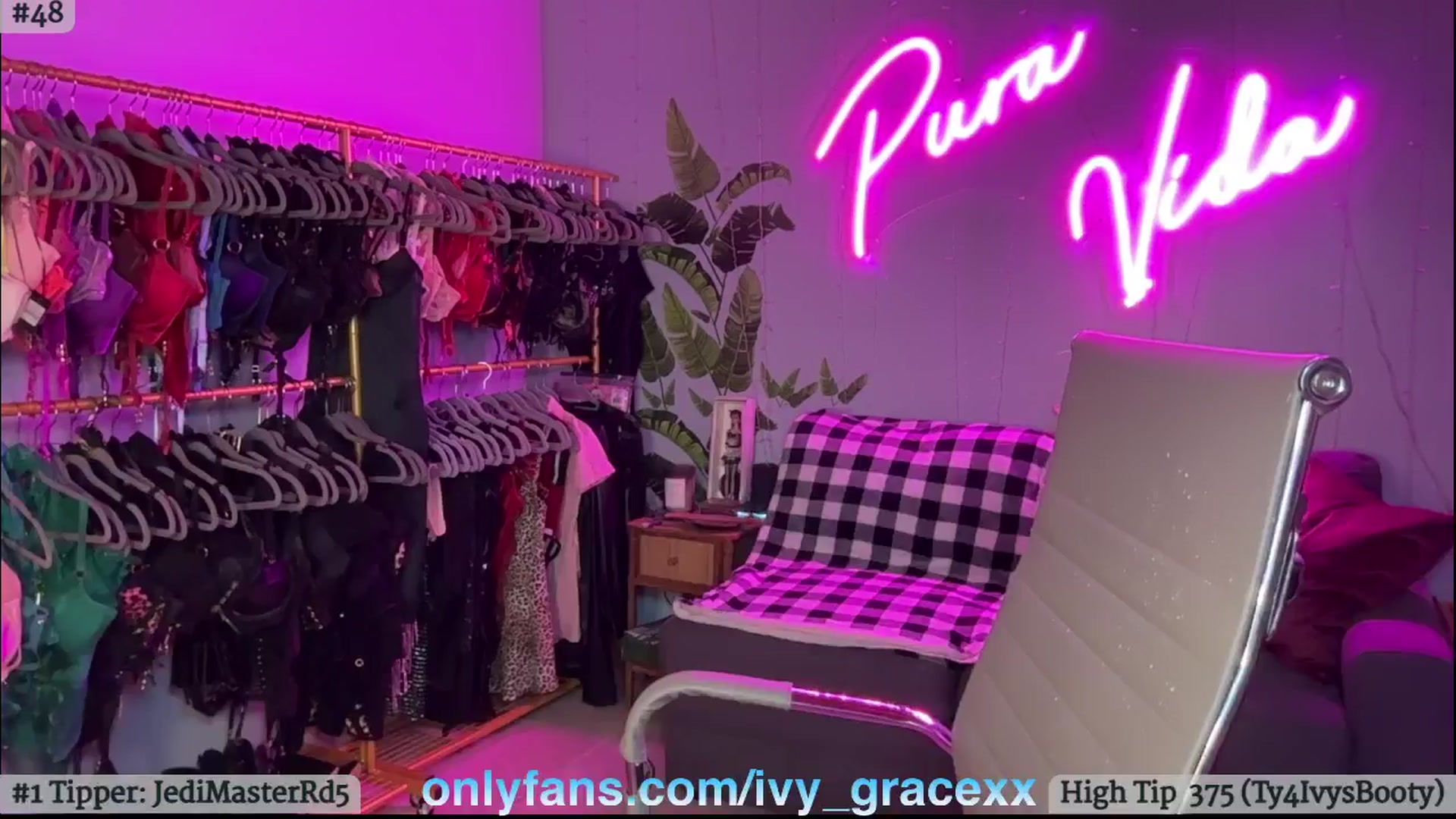 Gallery image thumbnail from IvyGrace's myfreecams stream on, 09/03/2024, 06:07 image 9 of 20