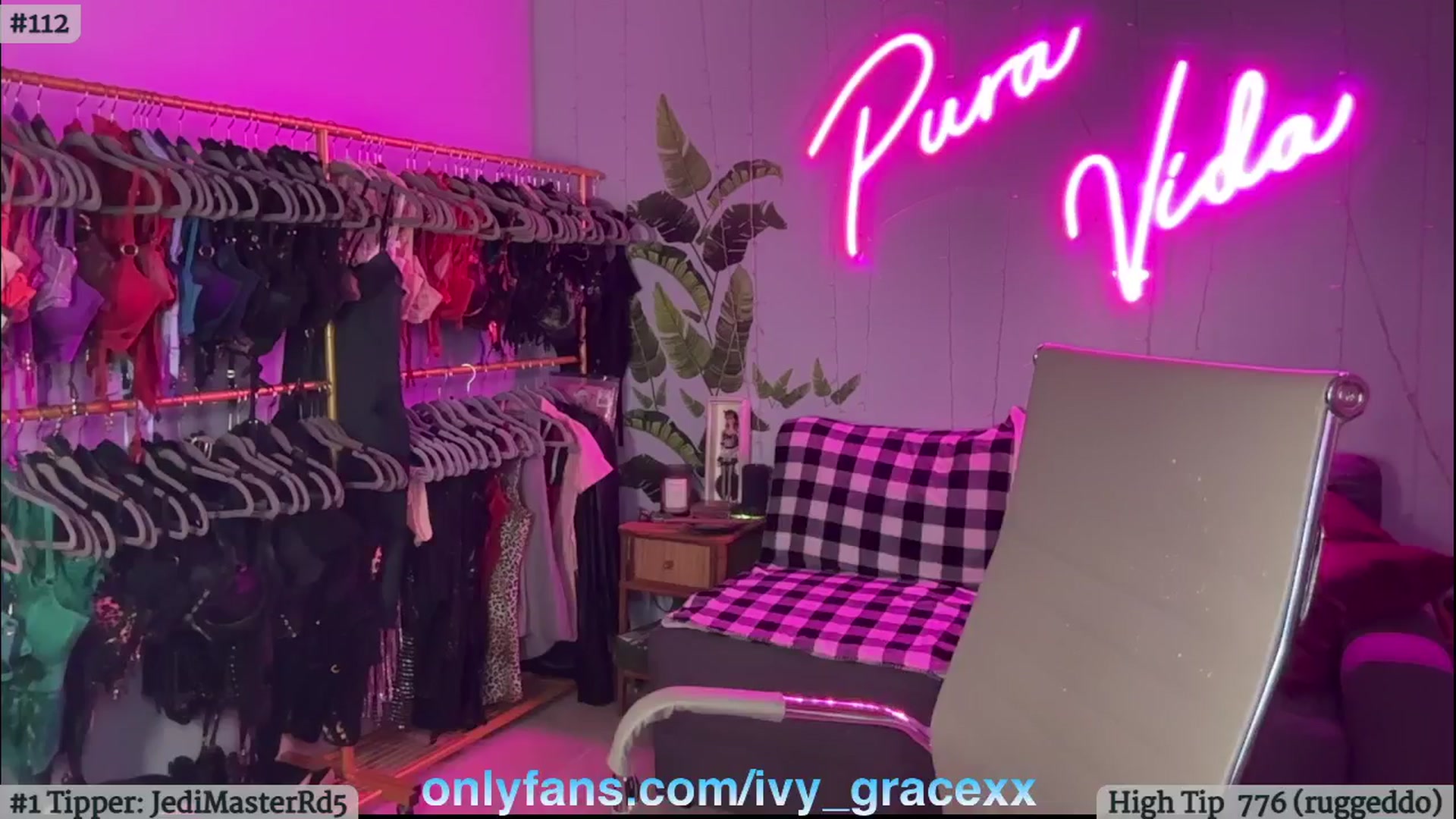 Gallery image thumbnail from IvyGrace's myfreecams stream on, 09/11/2024, 04:56 image 10 of 20