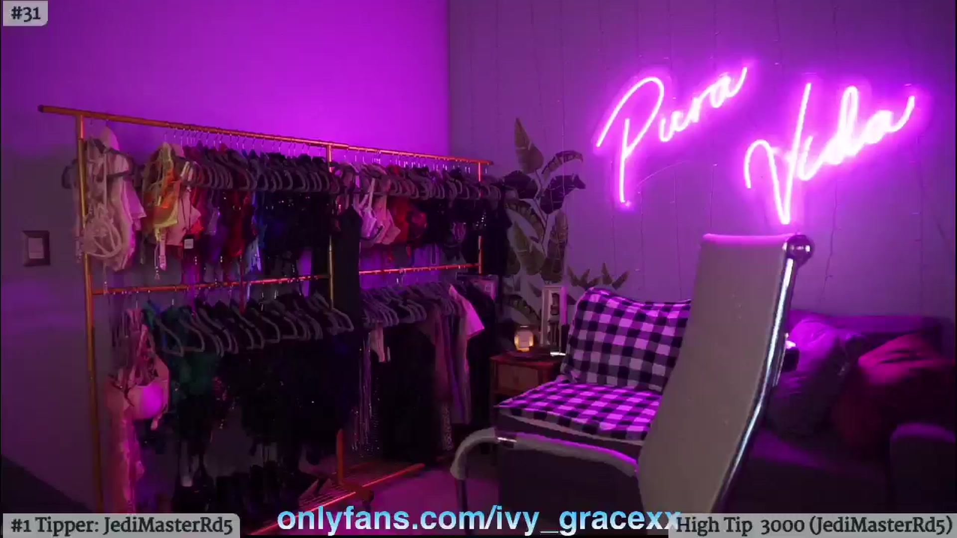 Gallery image thumbnail from IvyGrace's myfreecams stream on, 09/24/2024, 04:41 image 18 of 20