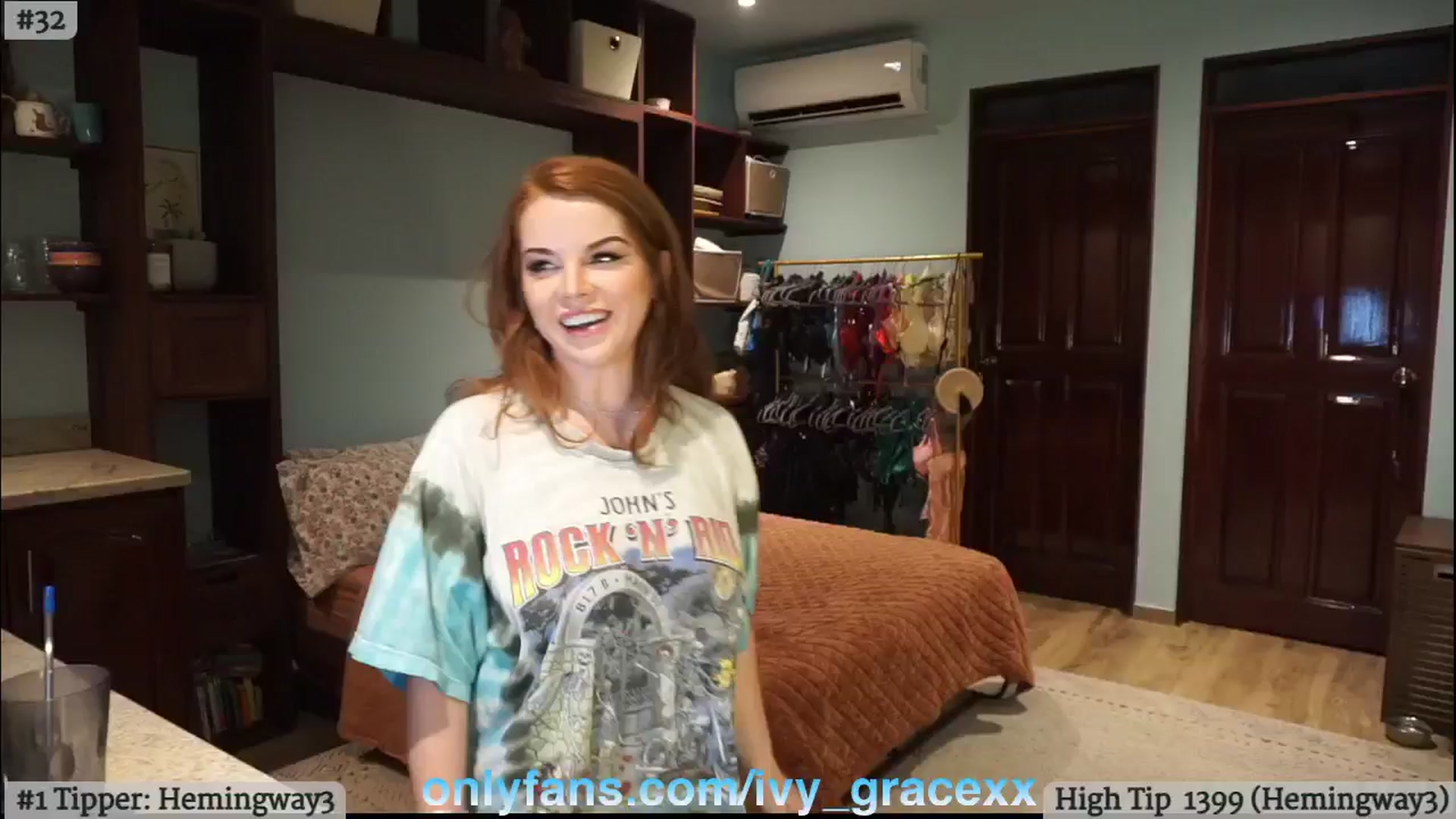Gallery image thumbnail from IvyGrace's myfreecams stream on, 10/19/2024, 06:24 image 11 of 20