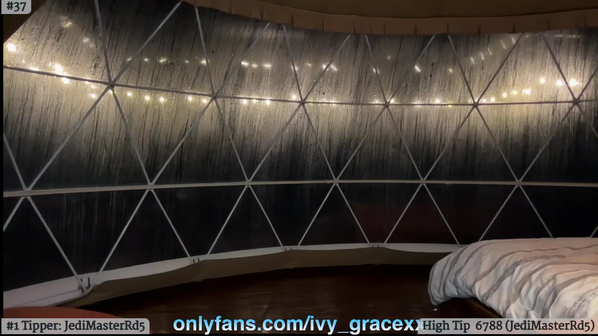 Gallery image thumbnail from IvyGrace's myfreecams stream on, 12/01/2024, 08:09 image 7 of 20