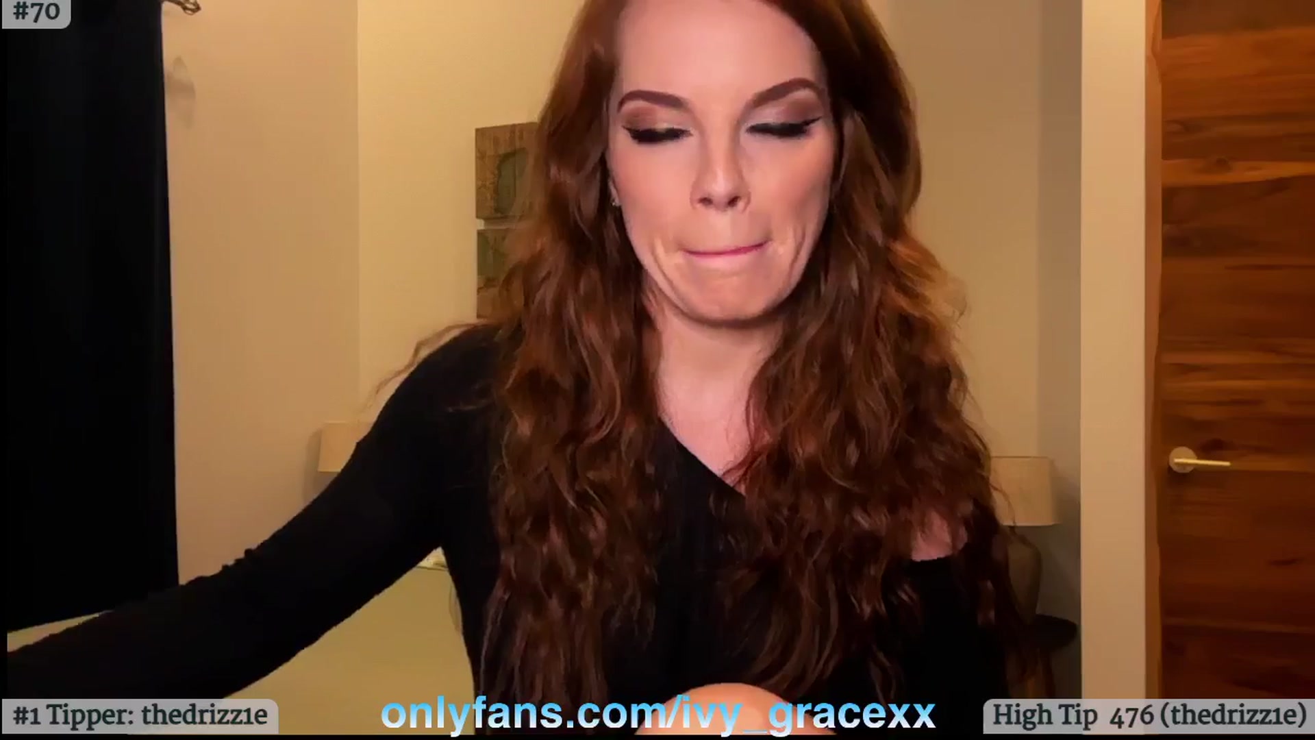 Gallery image thumbnail from IvyGrace's myfreecams stream on, 12/15/2024, 04:15 image 13 of 20
