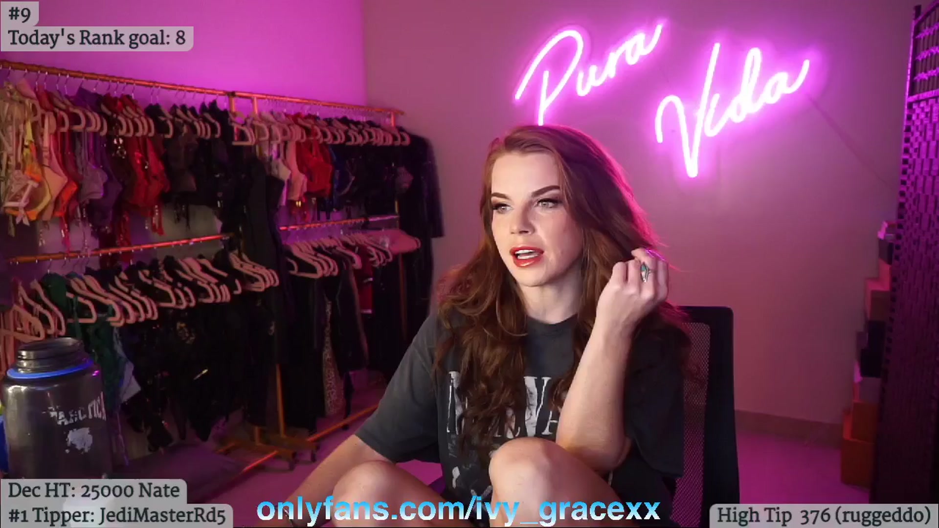 Gallery image thumbnail from IvyGrace's myfreecams stream on, 12/27/2024, 07:32 image 4 of 20