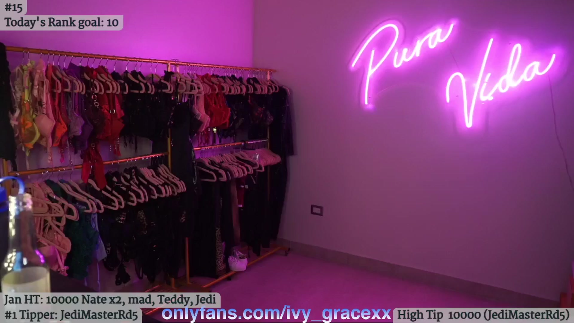 Gallery image thumbnail from IvyGrace's myfreecams stream on, 01/05/2025, 07:39 image 15 of 20