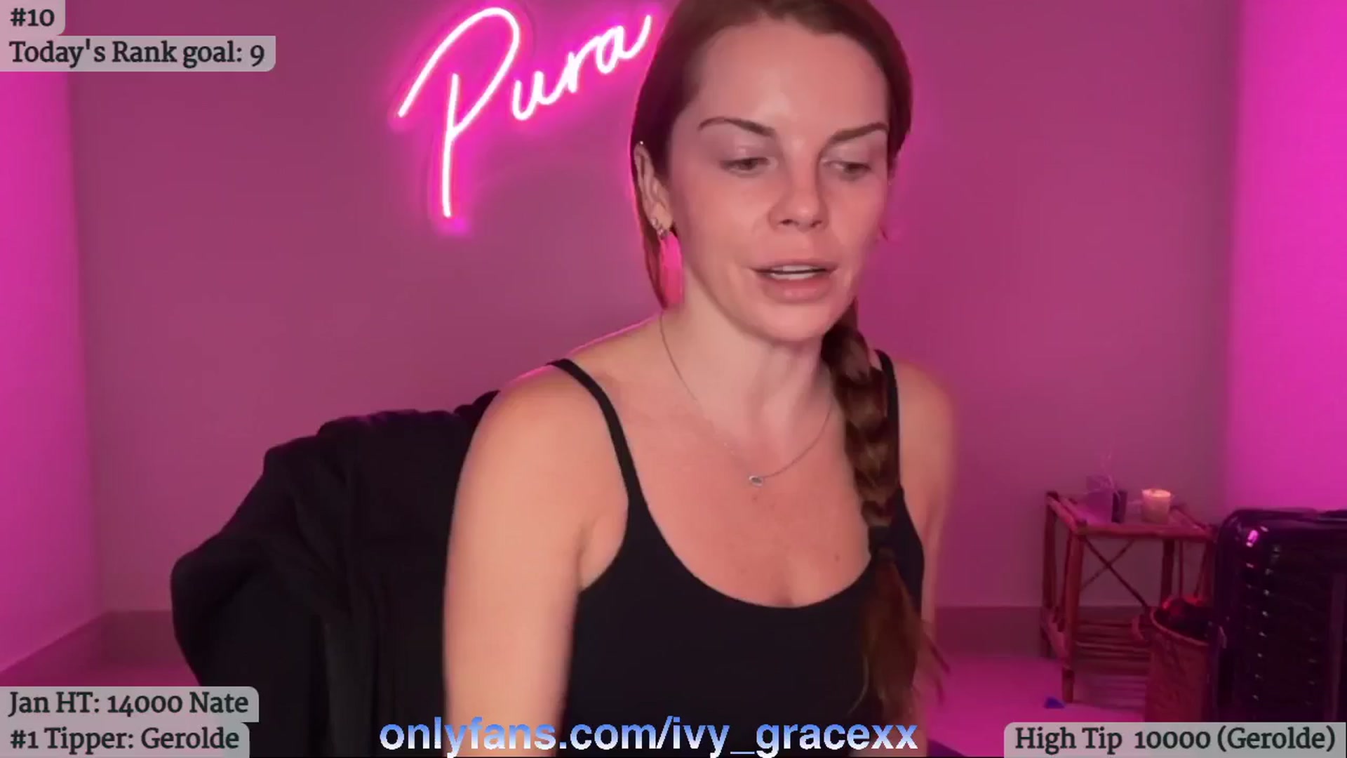 Gallery image thumbnail from IvyGrace's myfreecams stream on, 01/17/2025, 05:50 image 13 of 20