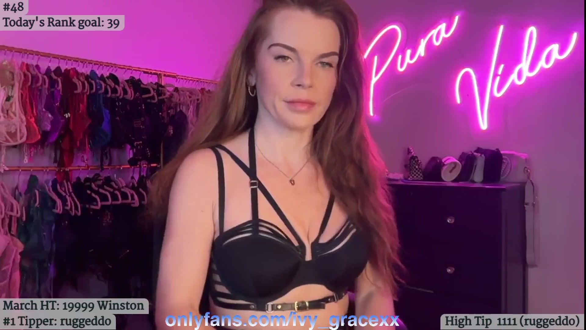 Gallery image thumbnail from IvyGrace's myfreecams stream on, 03/19/2025, 05:28 image 18 of 20