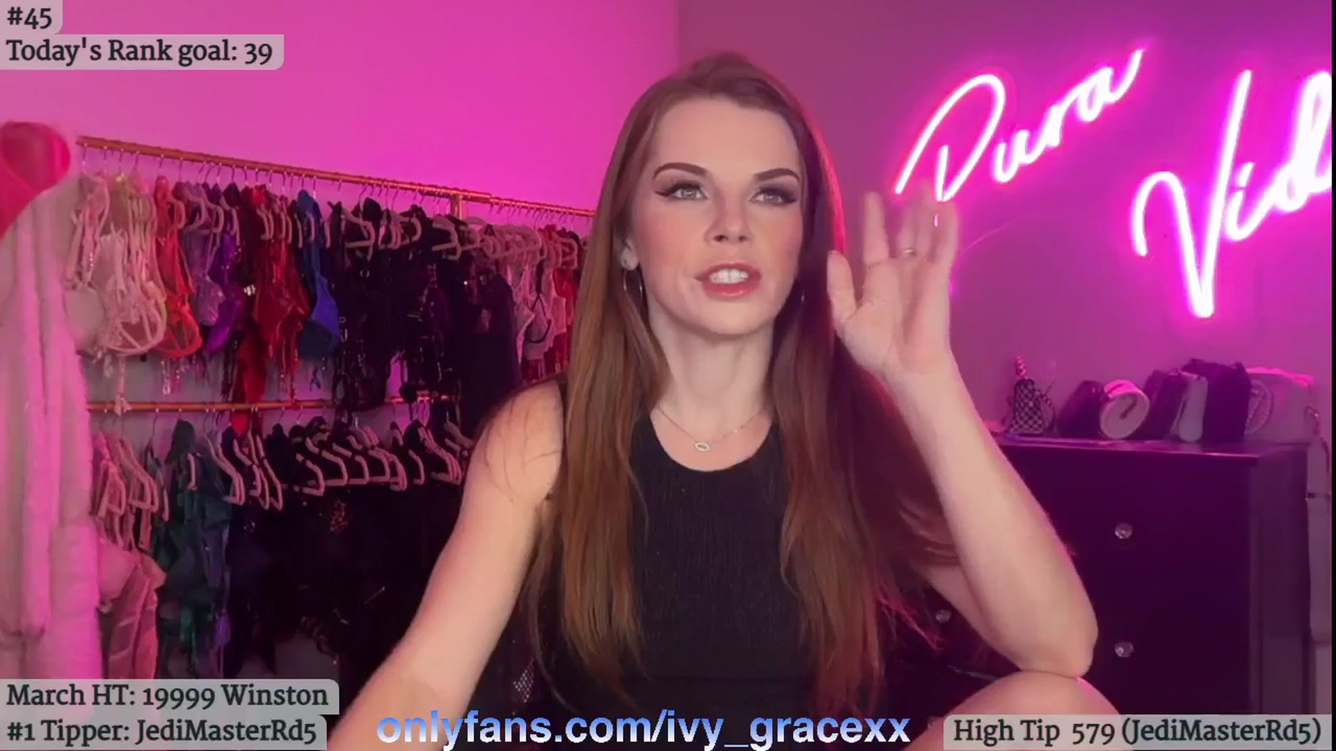 Gallery image thumbnail from IvyGrace's myfreecams stream on, 03/21/2025, 06:45 image 3 of 20
