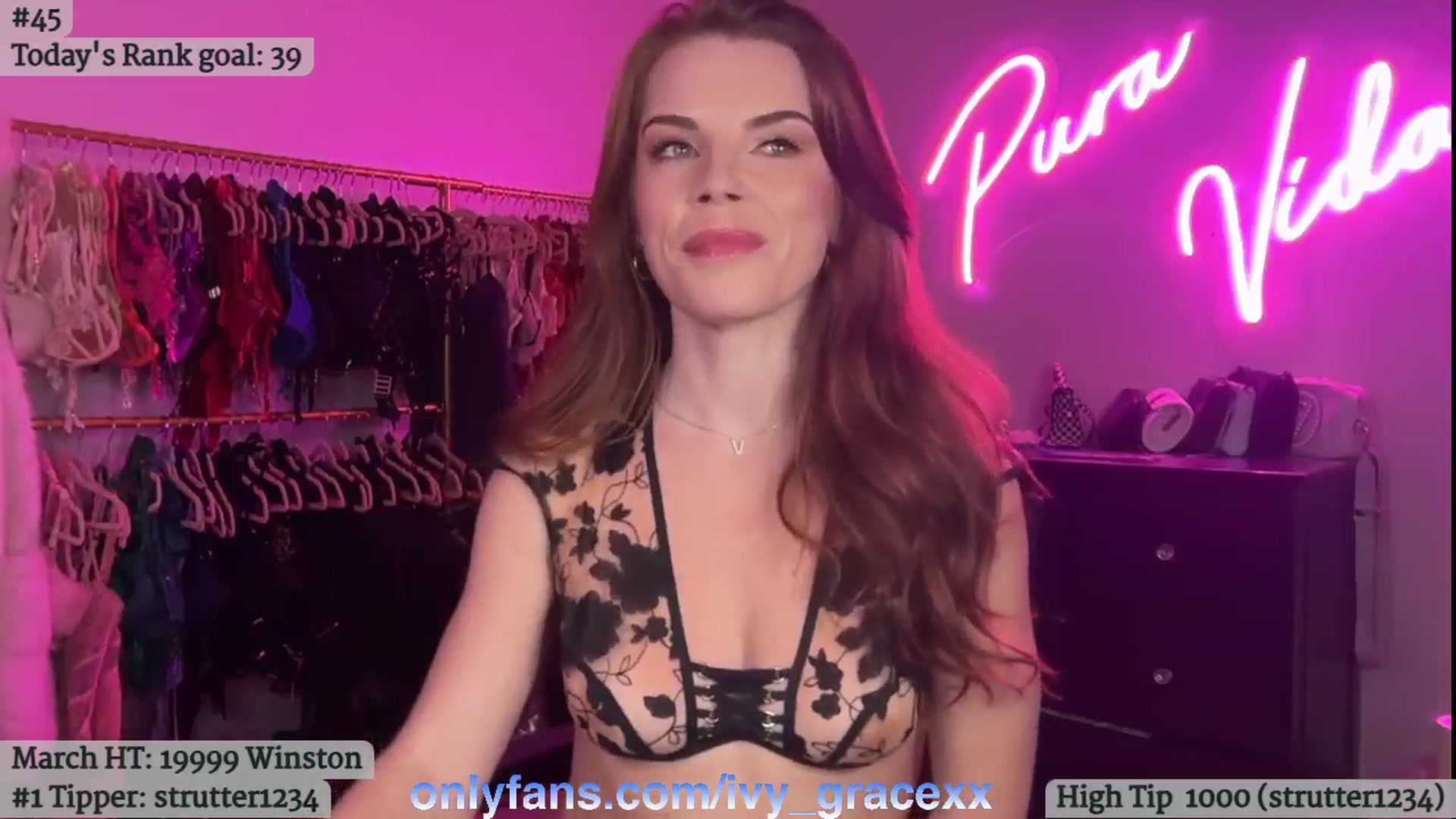 Gallery image thumbnail from IvyGrace's myfreecams stream on, 03/22/2025, 06:47 image 6 of 20