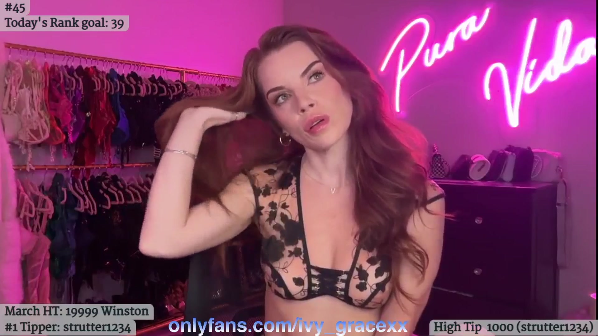 Gallery image thumbnail from IvyGrace's myfreecams stream on, 03/22/2025, 06:47 image 8 of 20