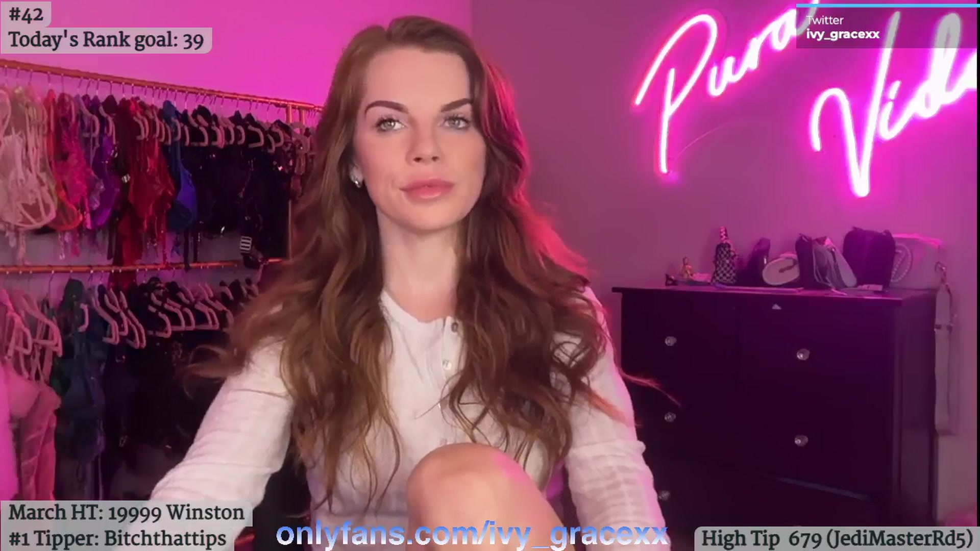 Gallery image thumbnail from IvyGrace's myfreecams stream on, 03/25/2025, 05:34 image 7 of 20