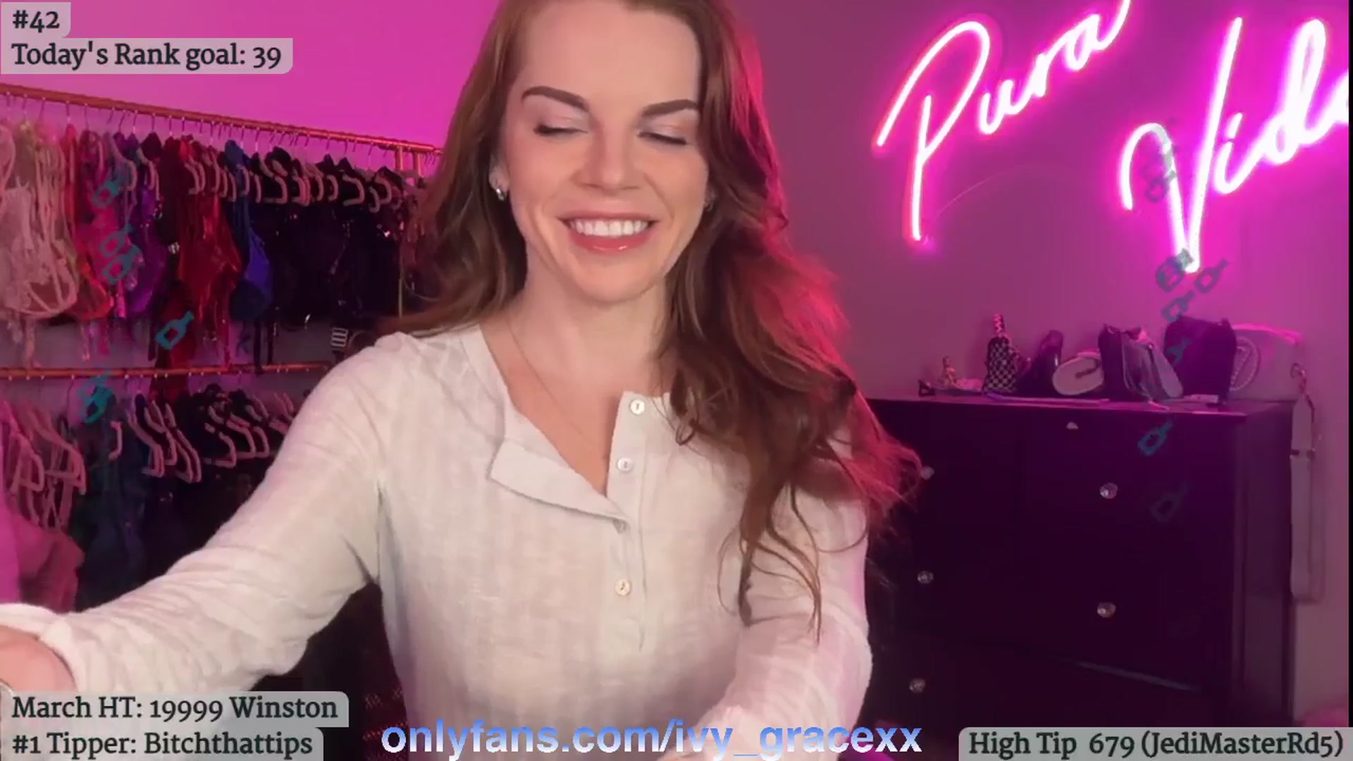 Gallery image thumbnail from IvyGrace's myfreecams stream on, 03/25/2025, 05:34 image 4 of 20