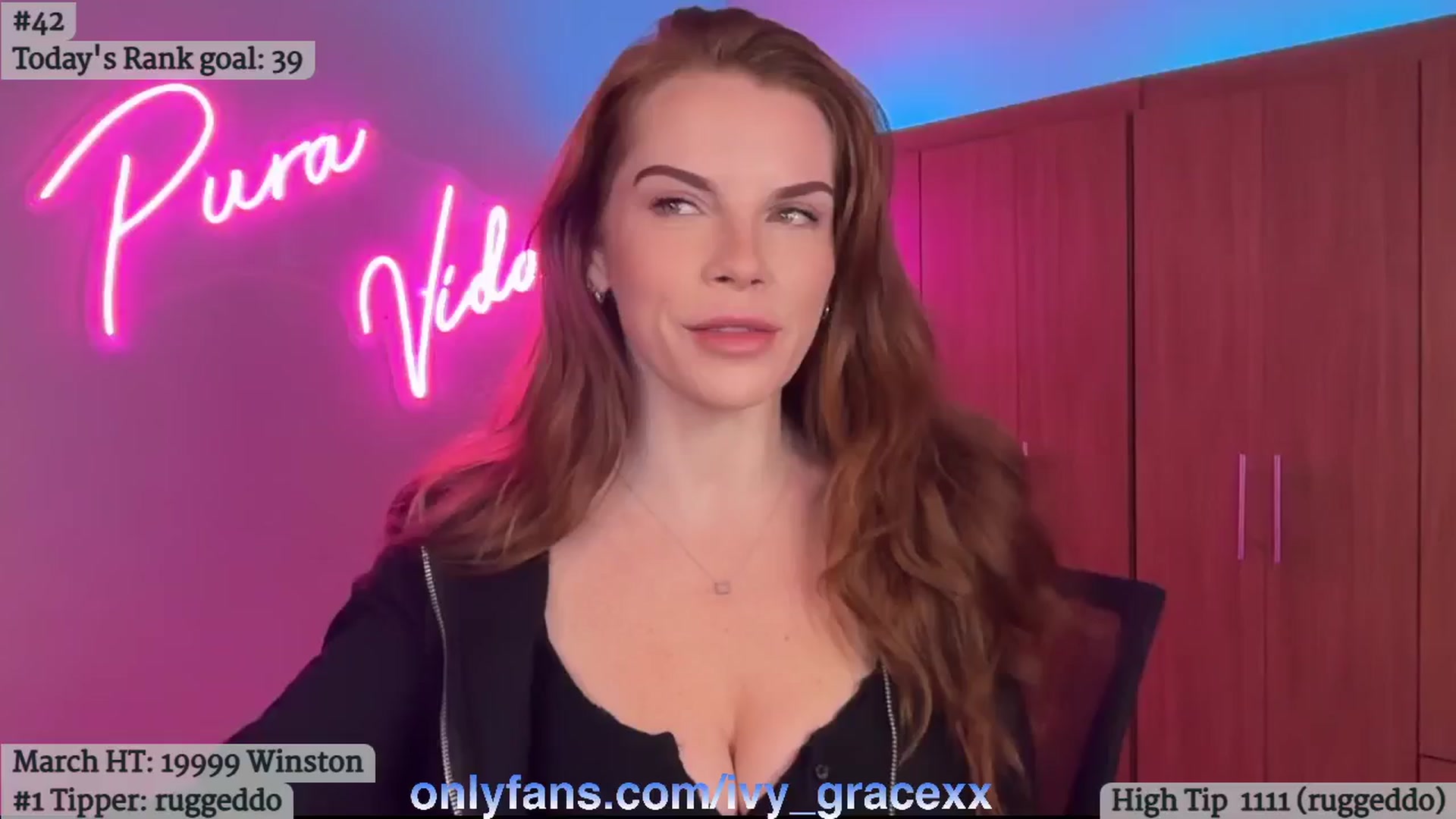 Gallery image thumbnail from IvyGrace's myfreecams stream on, 03/28/2025, 07:16 image 15 of 20