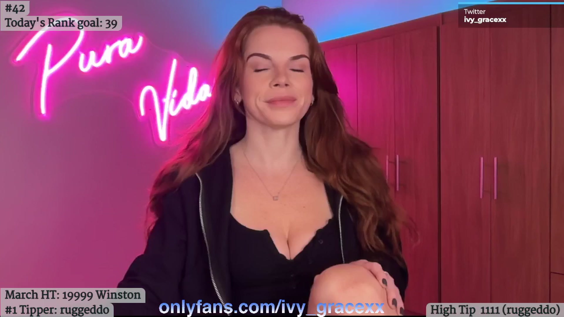Gallery image thumbnail from IvyGrace's myfreecams stream on, 03/28/2025, 07:16 image 14 of 20