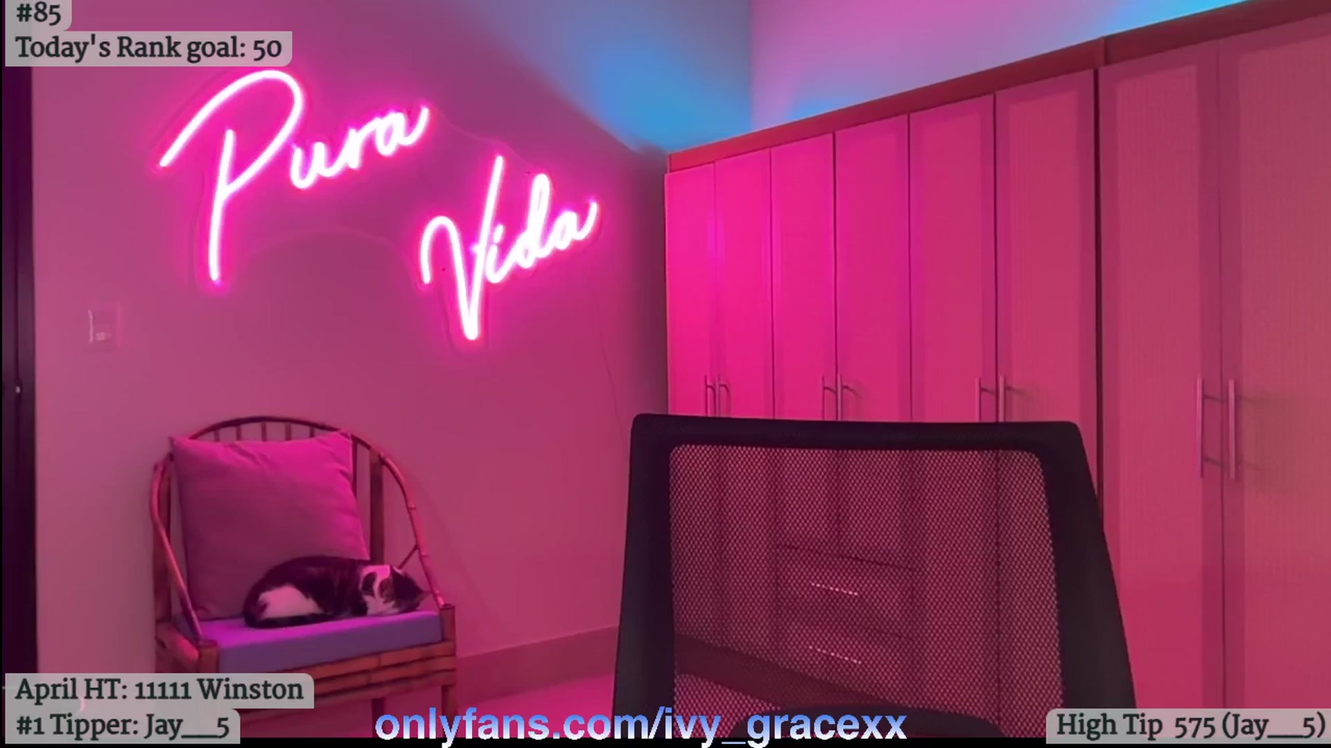 Gallery image thumbnail from IvyGrace's myfreecams stream on, 04/11/2025, 06:14 image 9 of 20