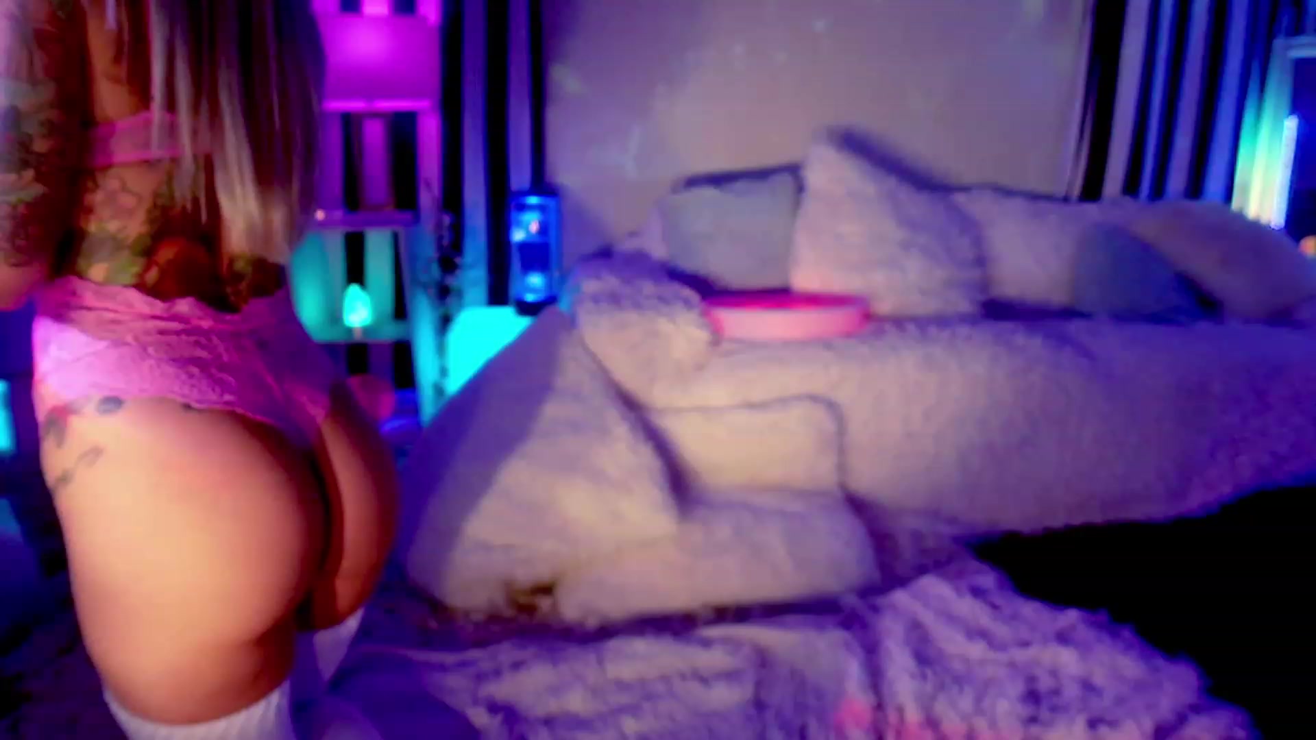 Gallery image thumbnail from IvyJean's myfreecams stream on, 11/17/2022, 05:12 image 5 of 20