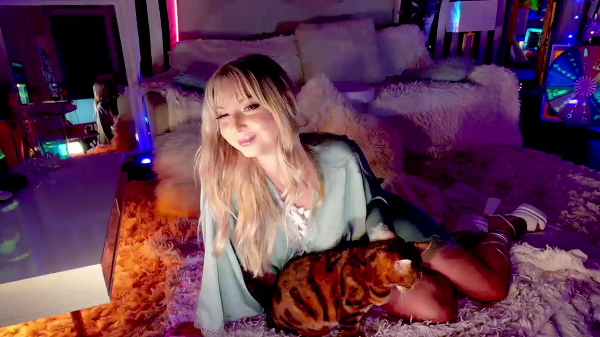 Gallery image thumbnail from IvyJean's myfreecams stream on, 06/30/2023, 03:51 image 9 of 20