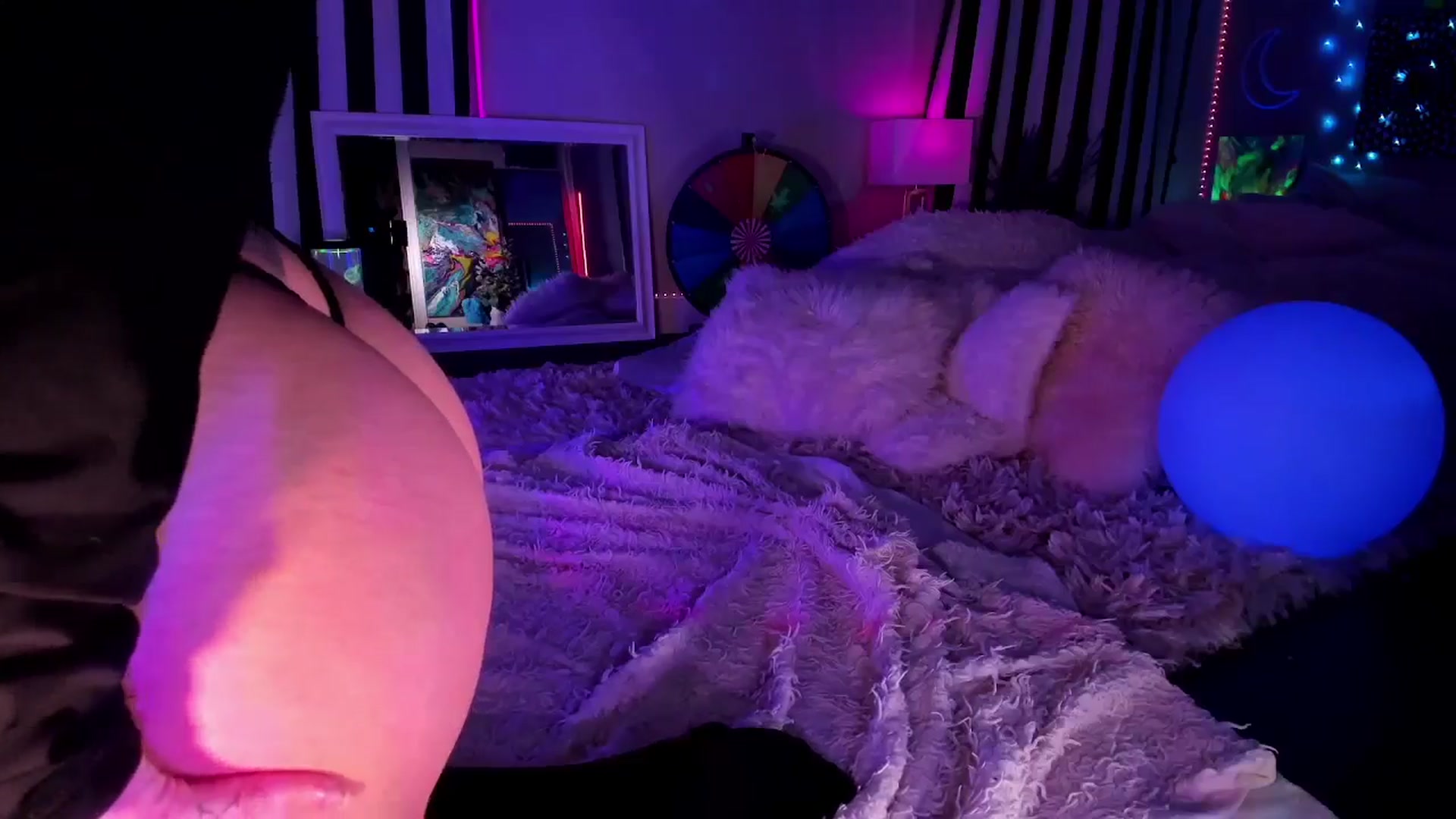 Gallery image thumbnail from IvyJean's myfreecams stream on, 05/25/2024, 03:13 image 7 of 20