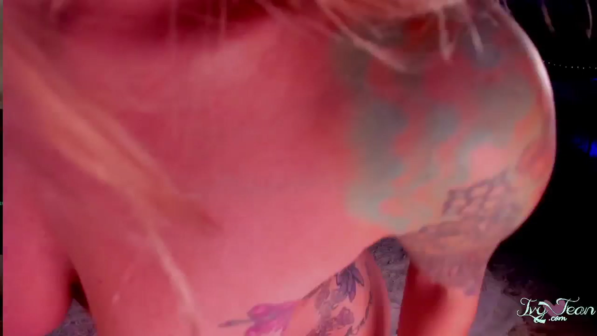Gallery image thumbnail from IvyJean's myfreecams stream on, 09/07/2024, 05:30 image 12 of 20