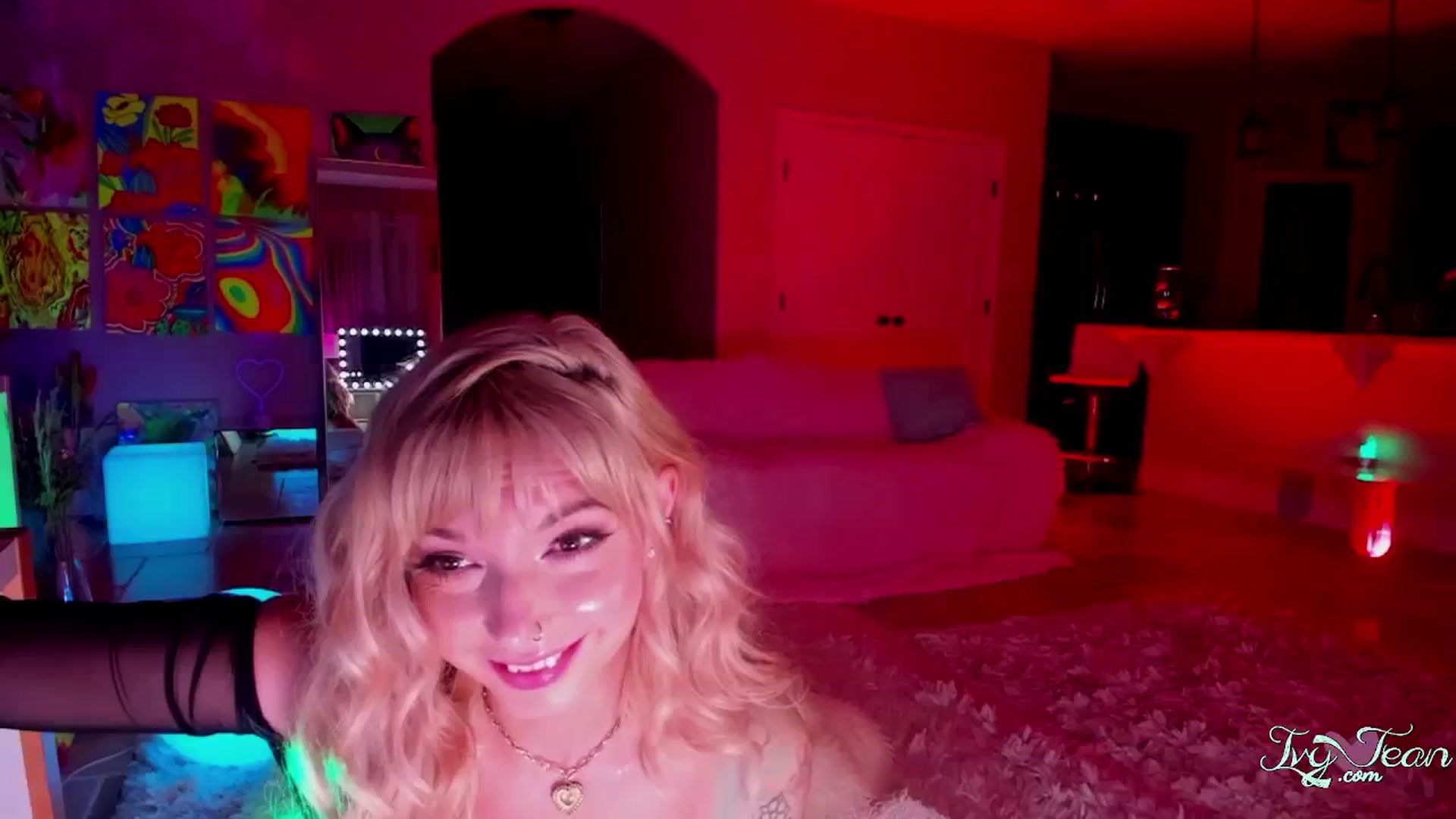 Gallery image thumbnail from IvyJean's myfreecams stream on, 10/26/2024, 04:51 image 4 of 20