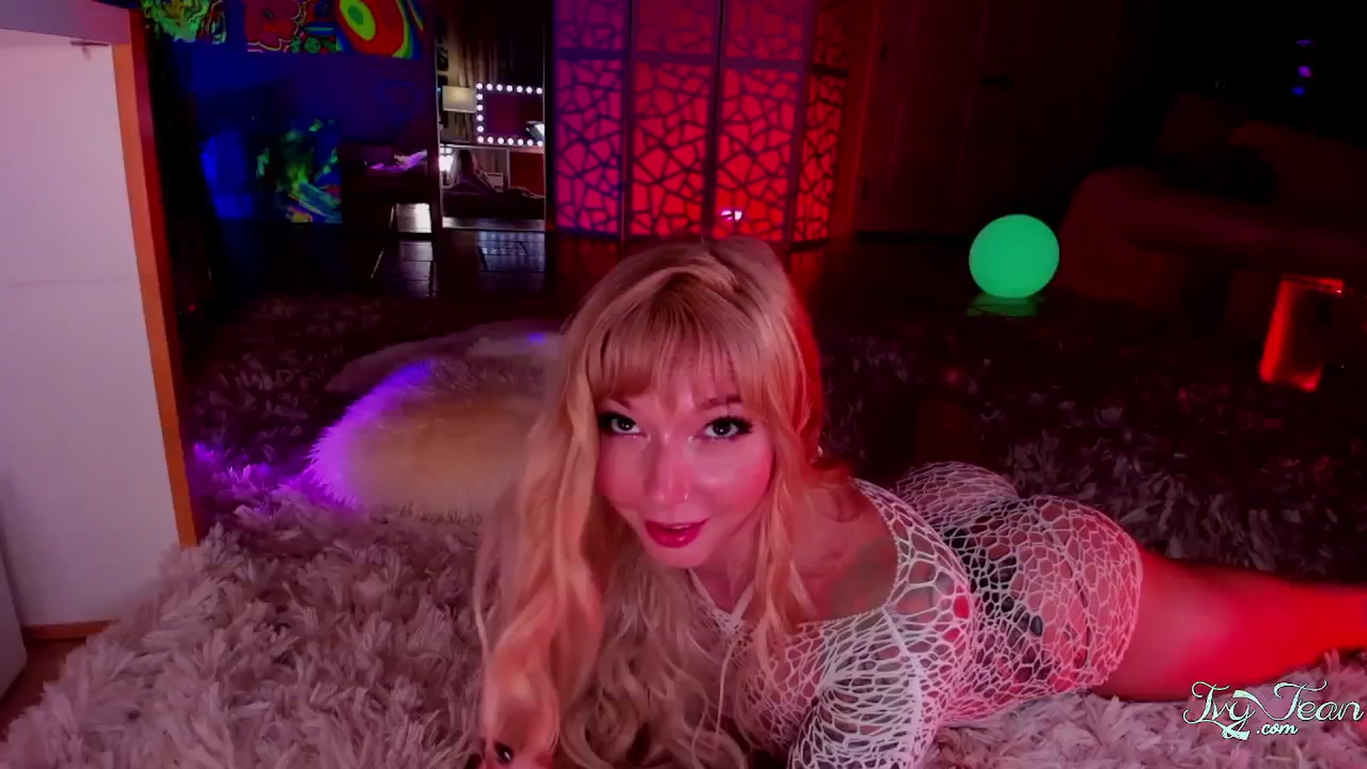 Gallery image thumbnail from IvyJean's myfreecams stream on, 11/18/2024, 03:35 image 15 of 20