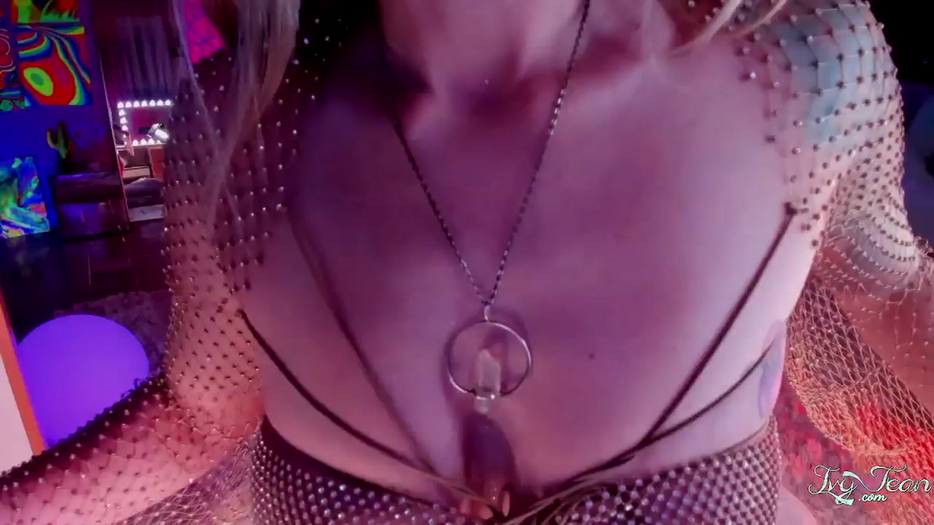 Gallery image thumbnail from IvyJean's myfreecams stream on, 12/30/2024, 03:29 image 6 of 20