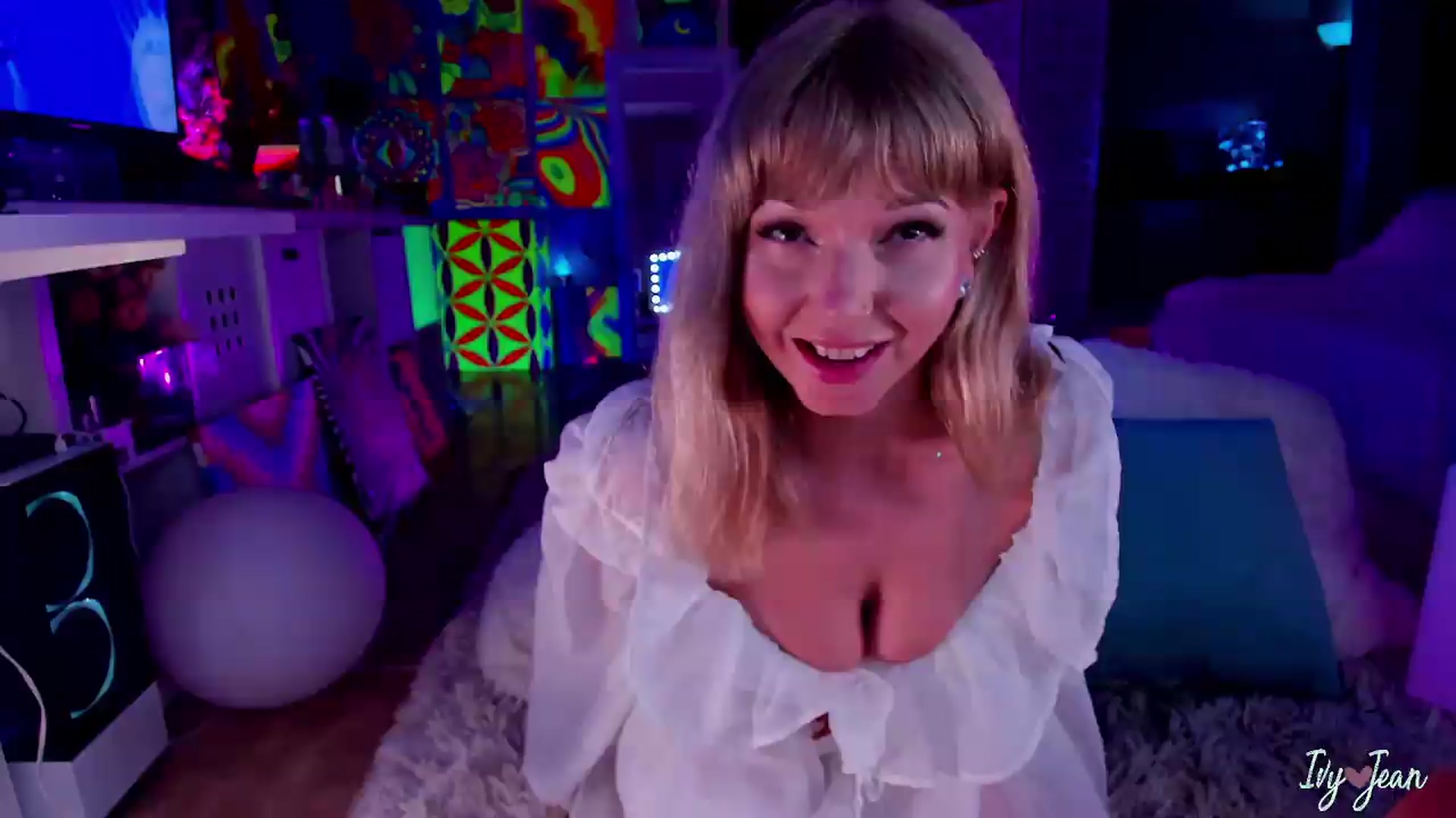 Gallery image thumbnail from IvyJean's myfreecams stream on, 06/27/2026, 03:00 image 7 of 20