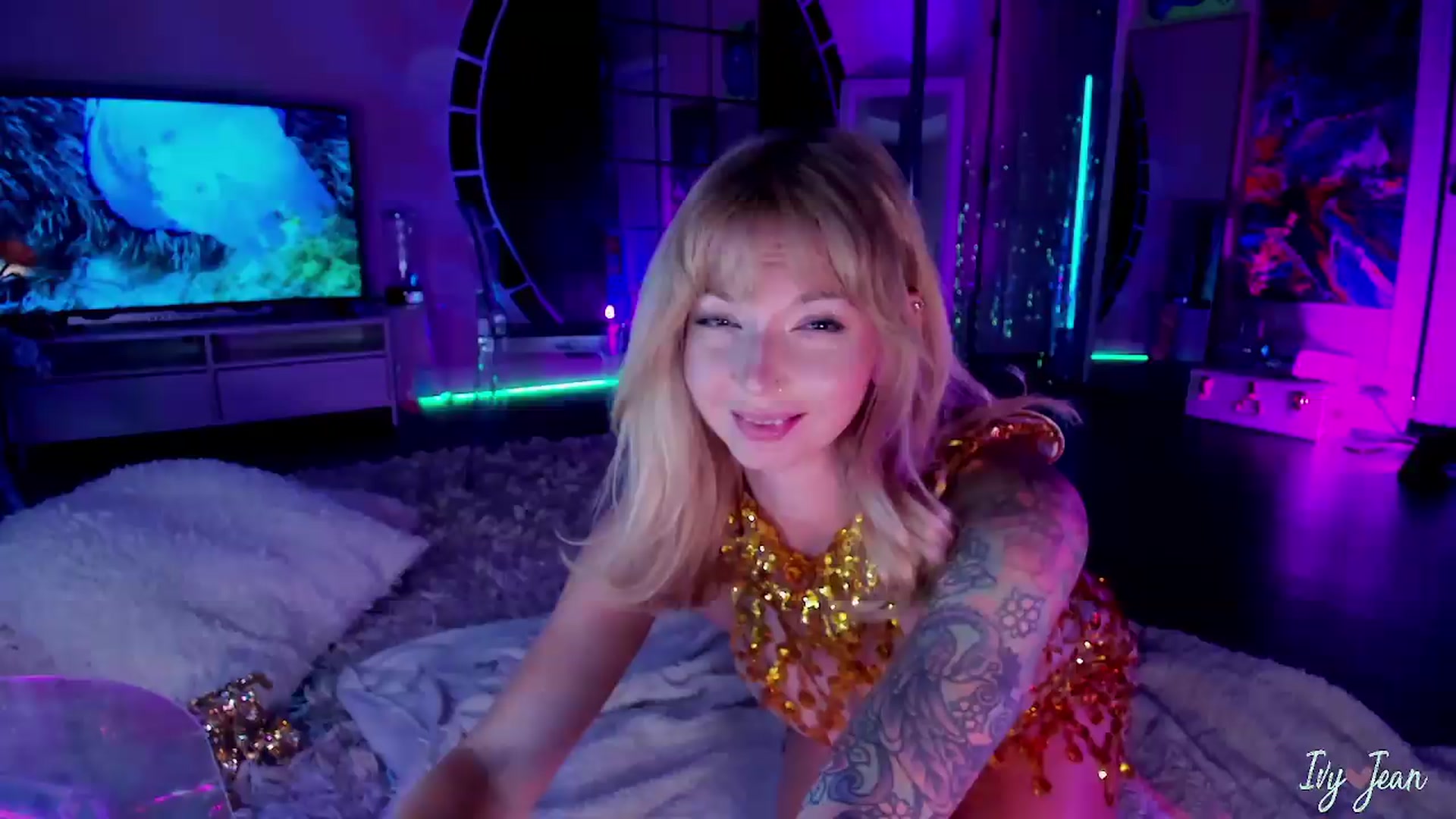 Gallery image thumbnail from IvyJean's myfreecams stream on, 08/29/2026, 04:15 image 9 of 20